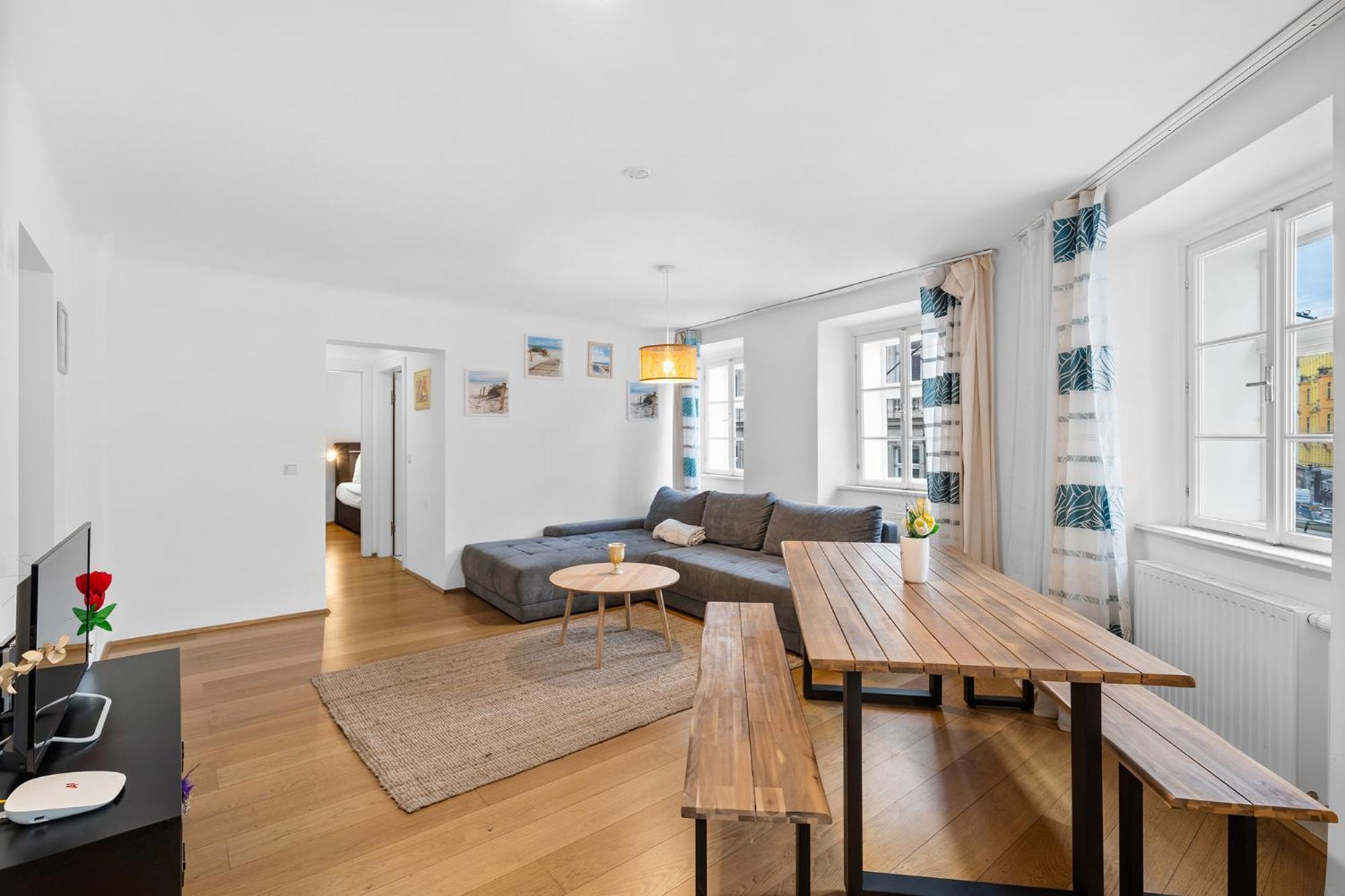 Aparthotel Florian's In Mariahilf 4*
