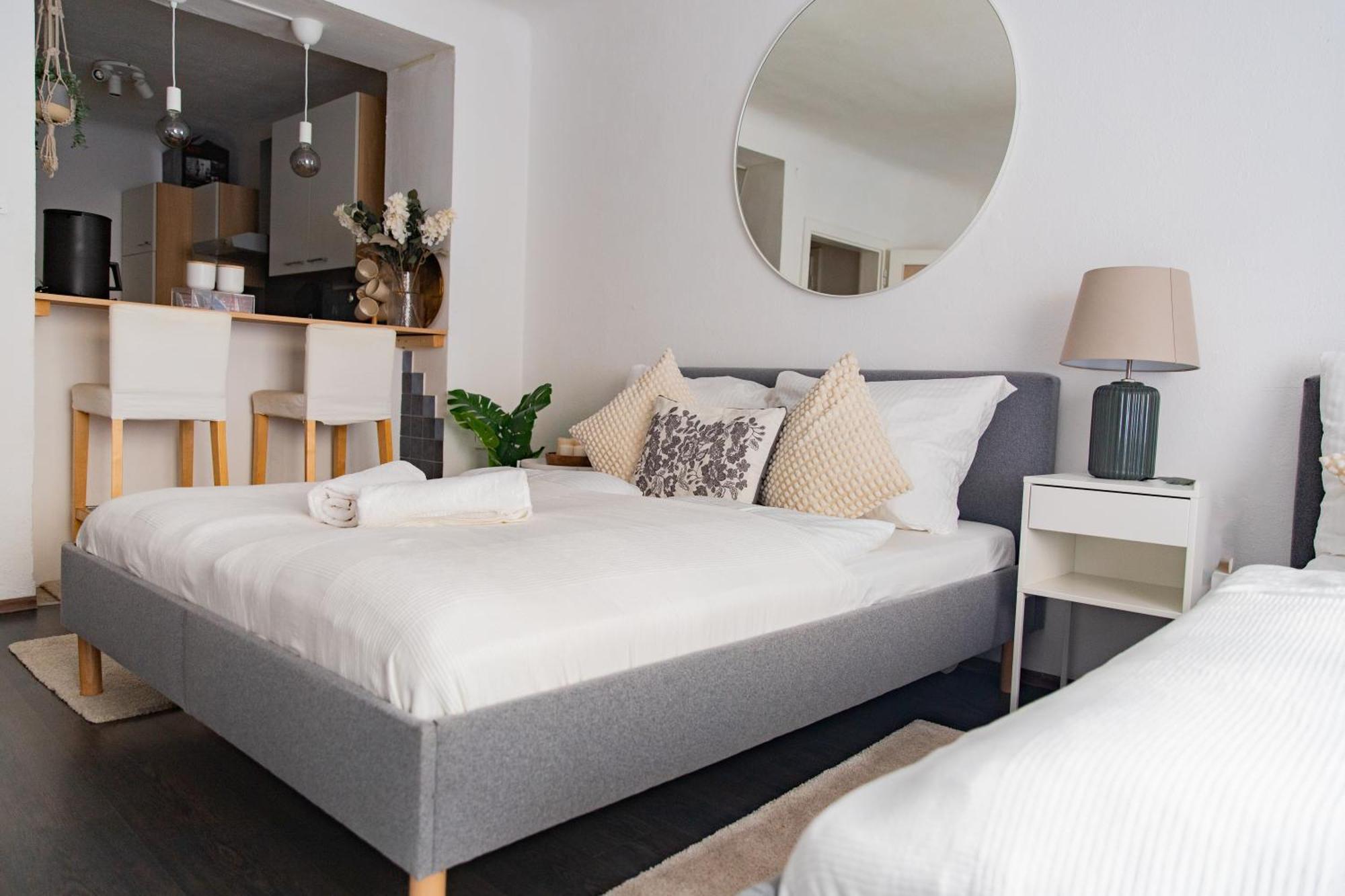 Apartment, 3 Min To U1 Reumannplatz * Vienna