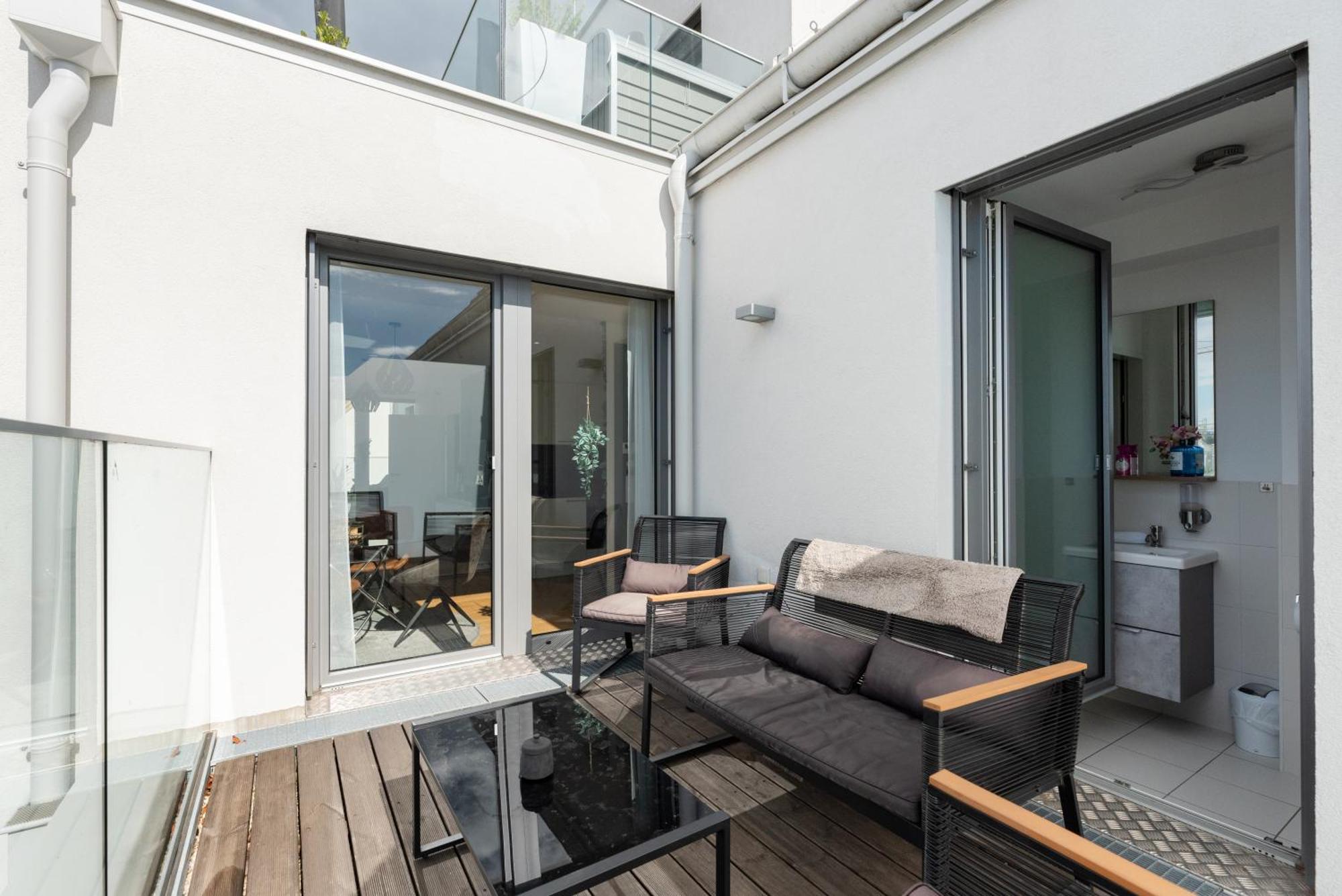 Mit Traumhafter Dachterrasse&weitblick *