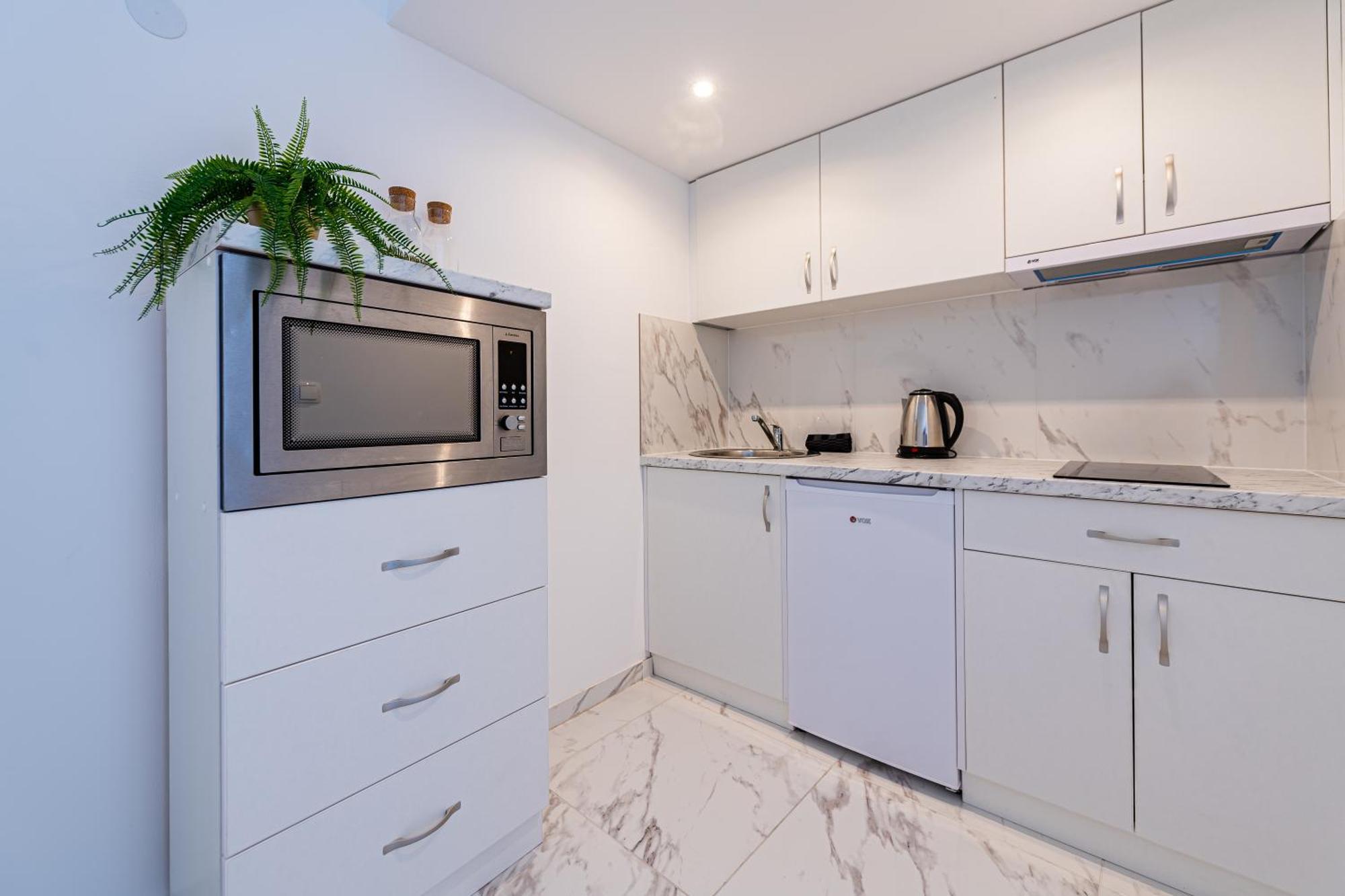 Apartment With Balcony Near Augarten Vienna
