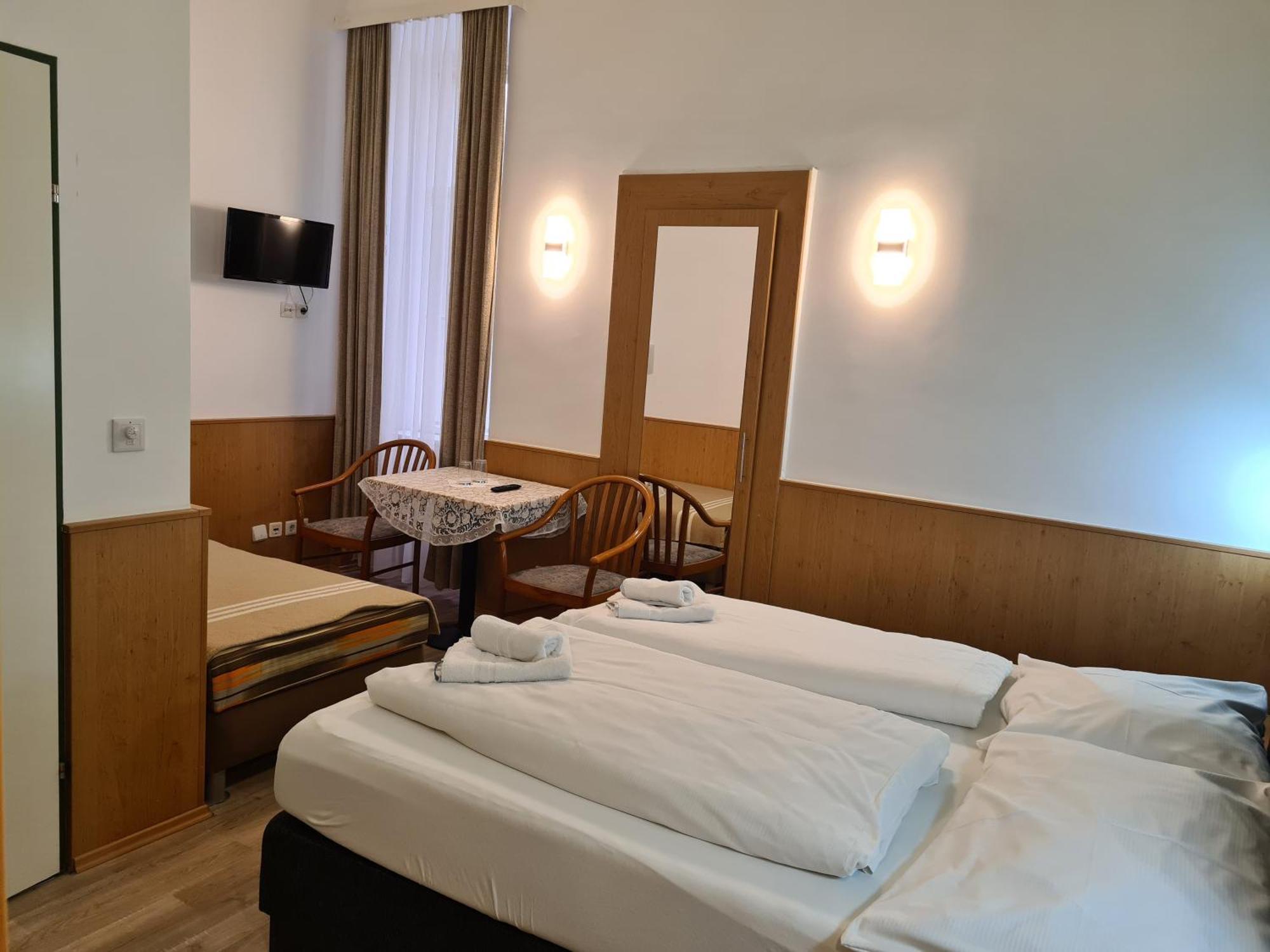 Pension Ani-Falstaff Hotel Viena