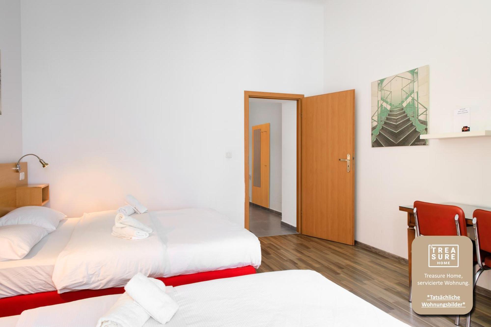 Default 1050 Guest house