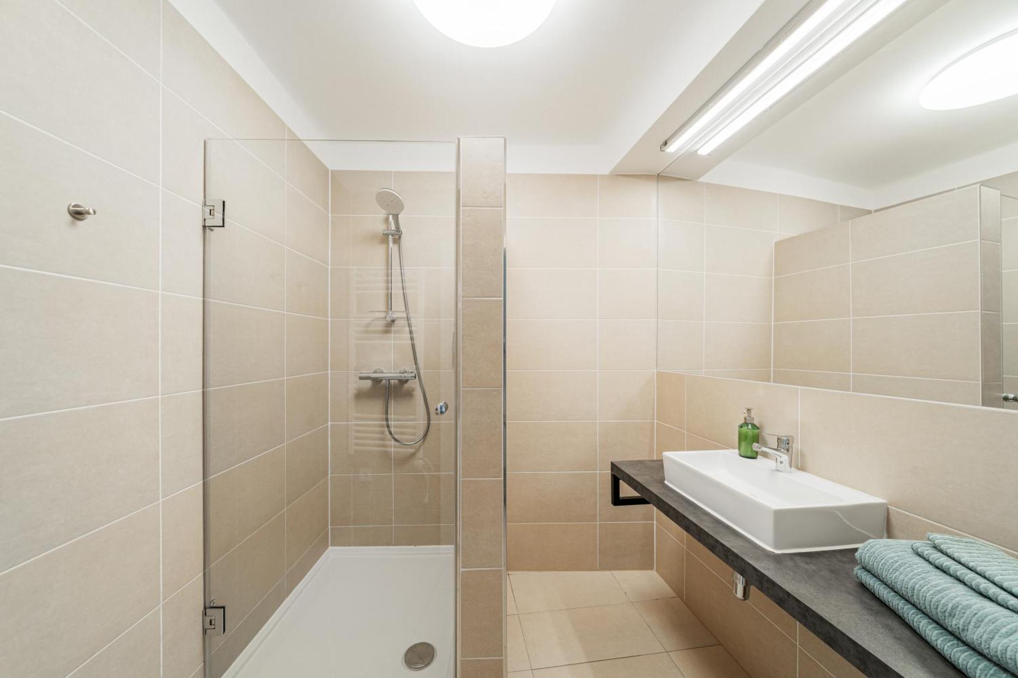 Apartment Central 60m2 10 Min Walk From Main Station Vienna