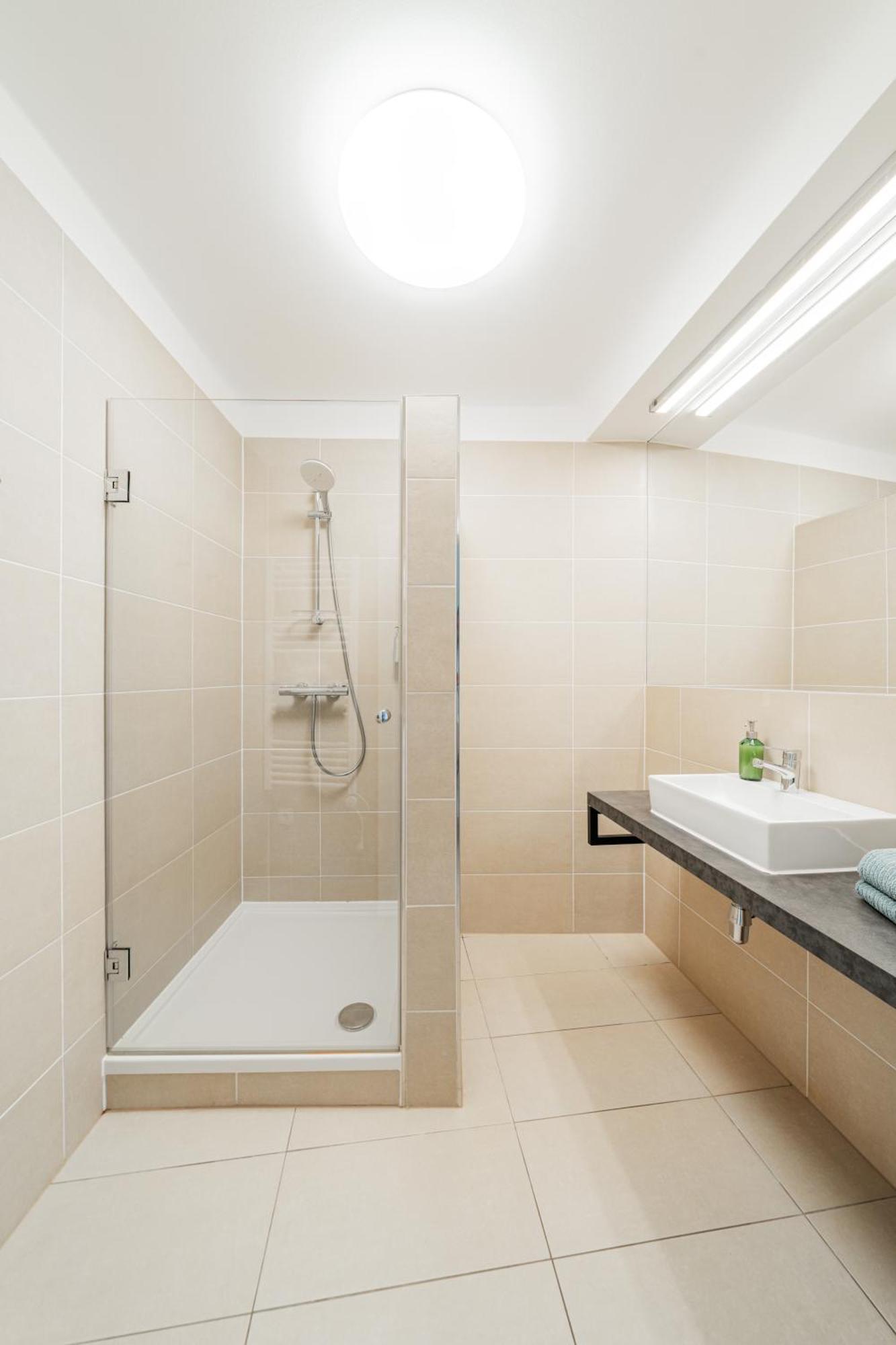 Apartment Central 60m2 10 Min Walk From Main Station *