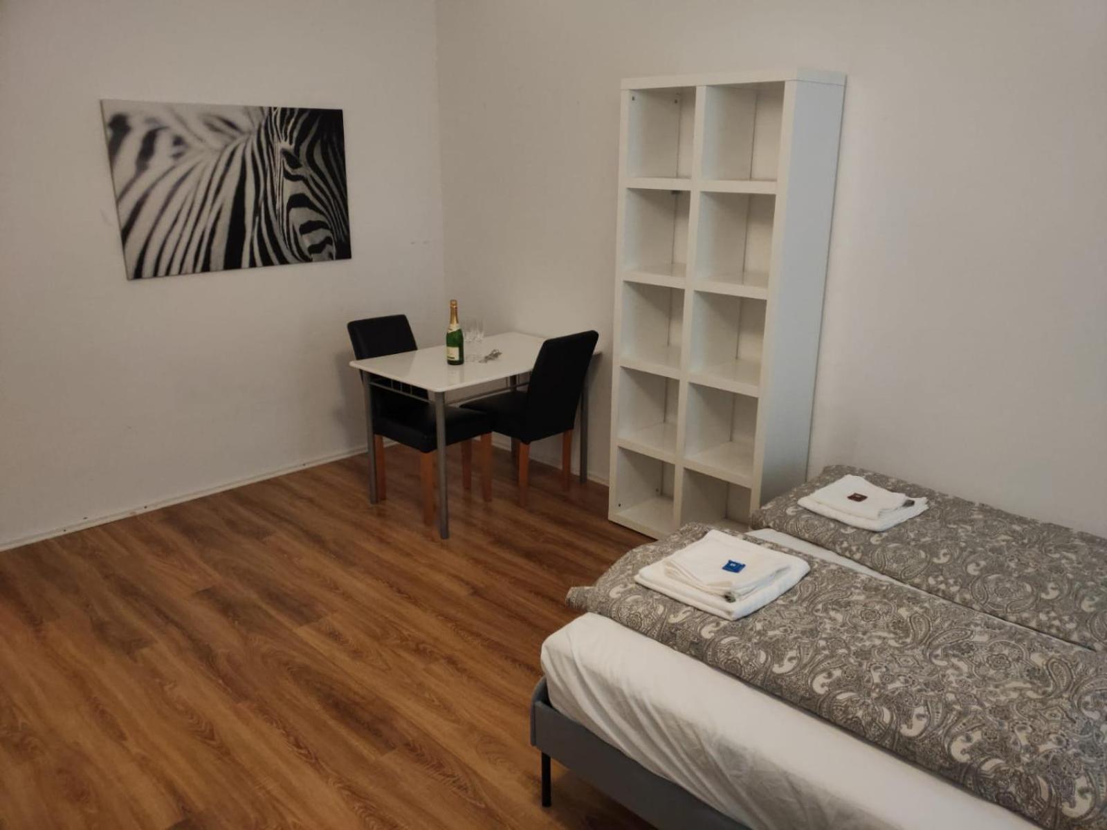 Apartment Cozynite Premium Hauptbahnhof 1+2 *