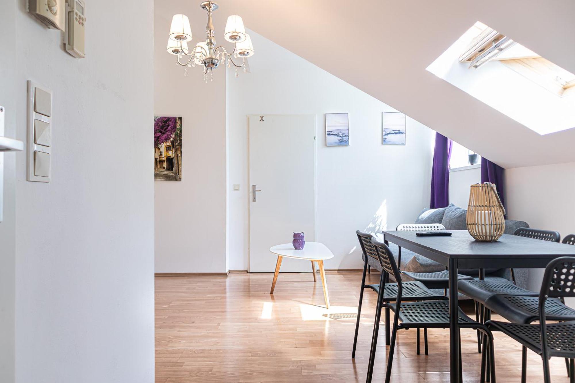 Apartment Spacious 2br Great Location - Near Schoenbrunn