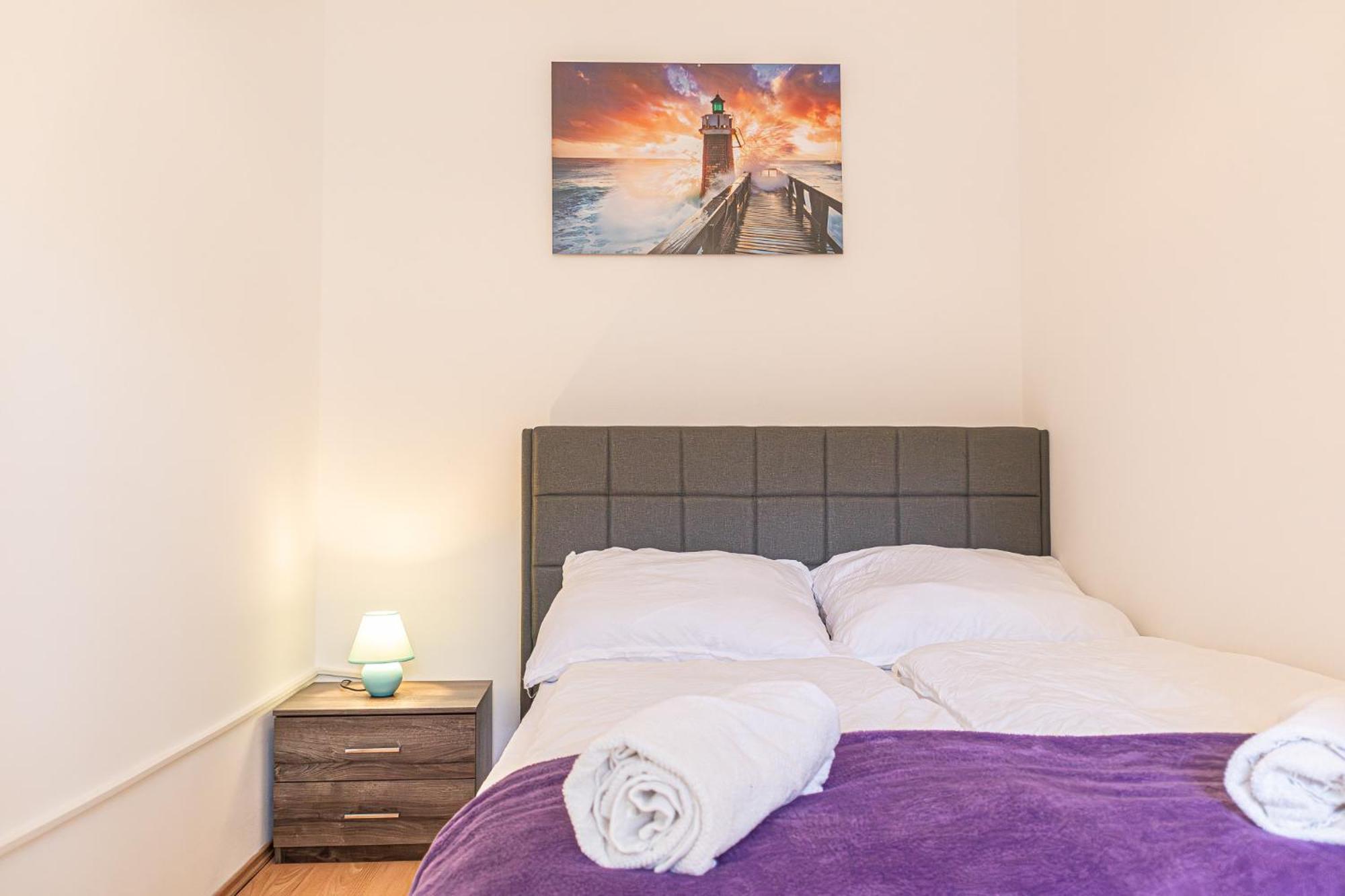 Apartment Spacious 2br Great Location - Near Schoenbrunn *