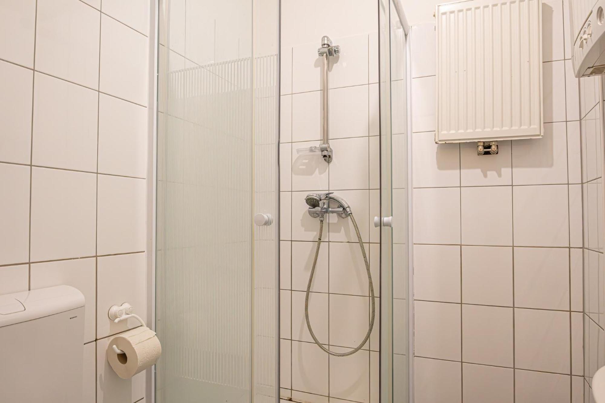 Apartment Cozy 1br Comfortable Design/@ Schoenbrunn Vienna