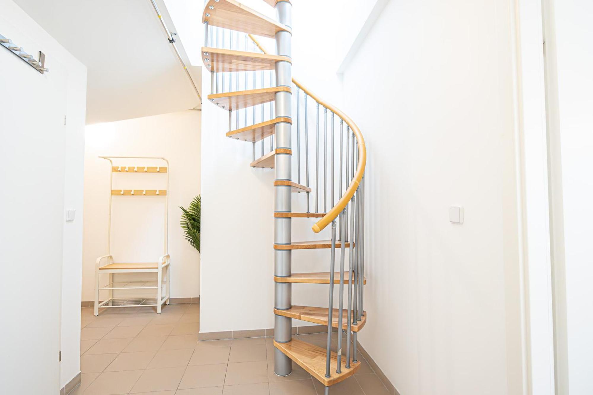 Apartment Airy Attic Apt.: Stylish At Penzing Area Vienna