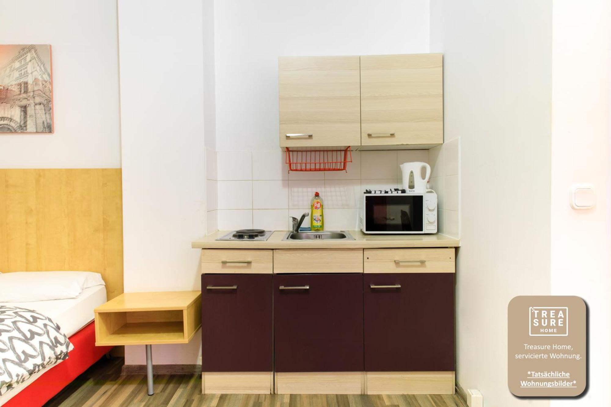 Default 1050 Guest house *
