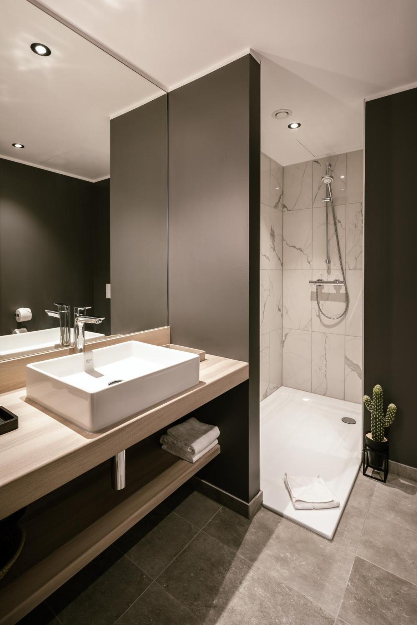Aparthotel Adina Serviced