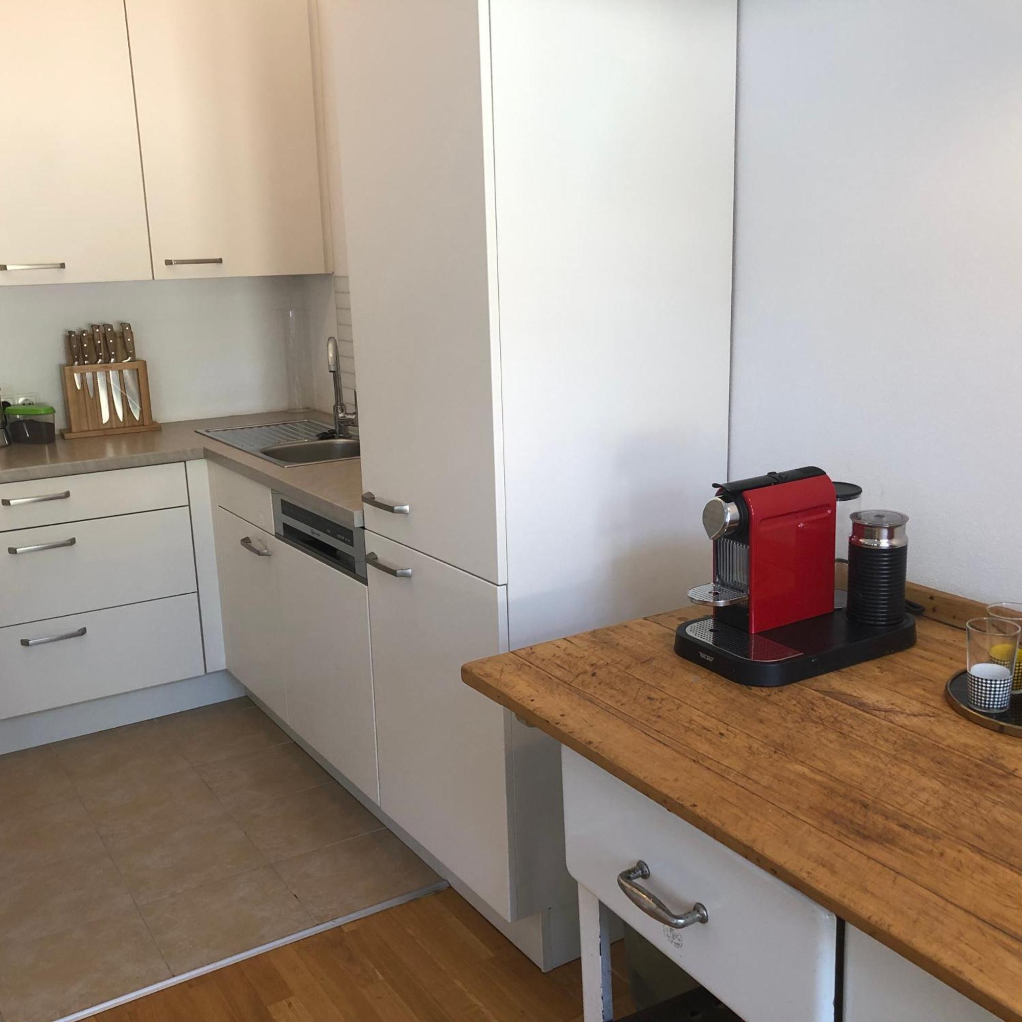 Grosse 4 Zimmer Wohnung. Schonbrunn-nahe! Appartamento *