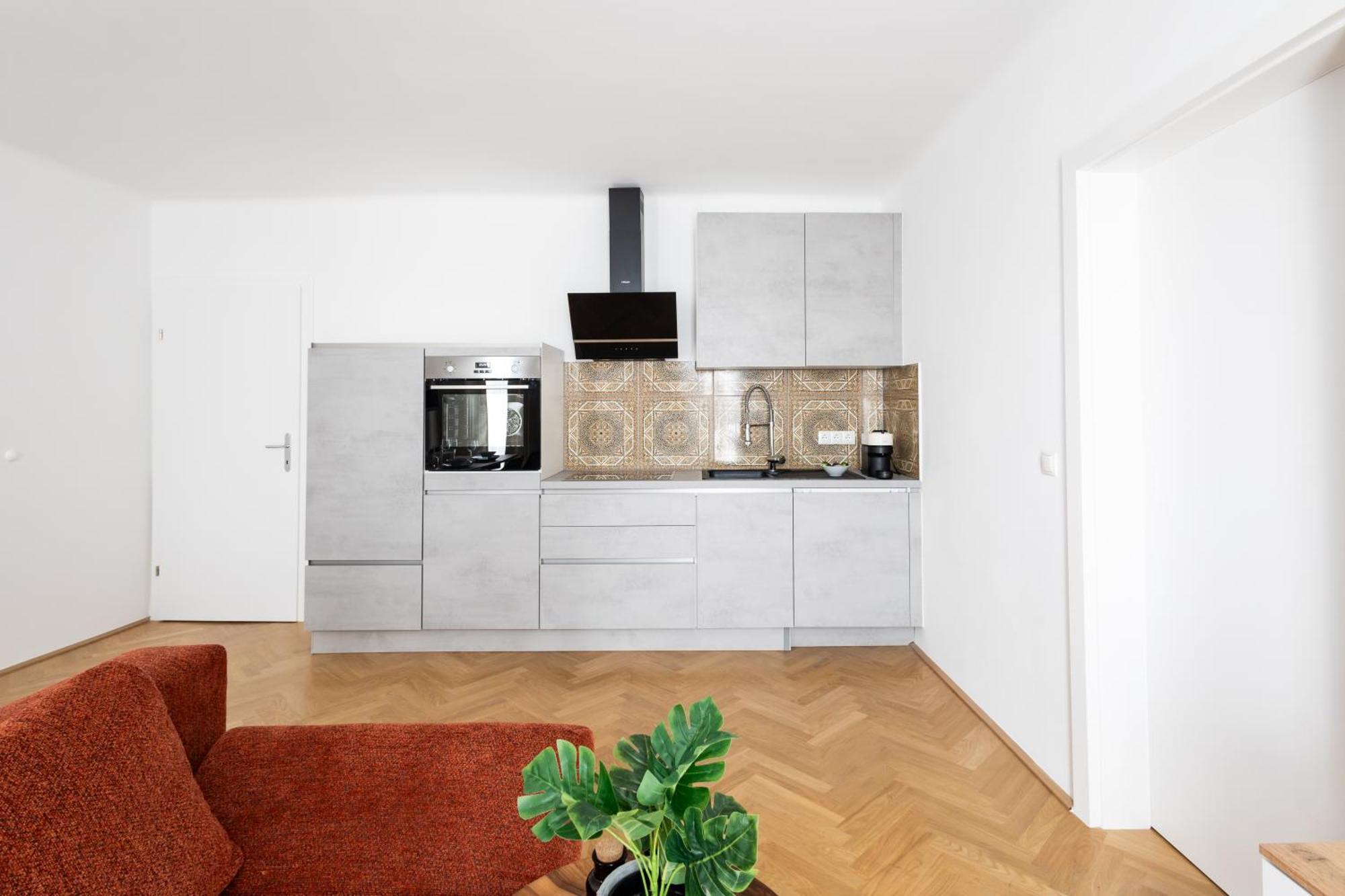 Apartment Central-new ; Marvelous Views