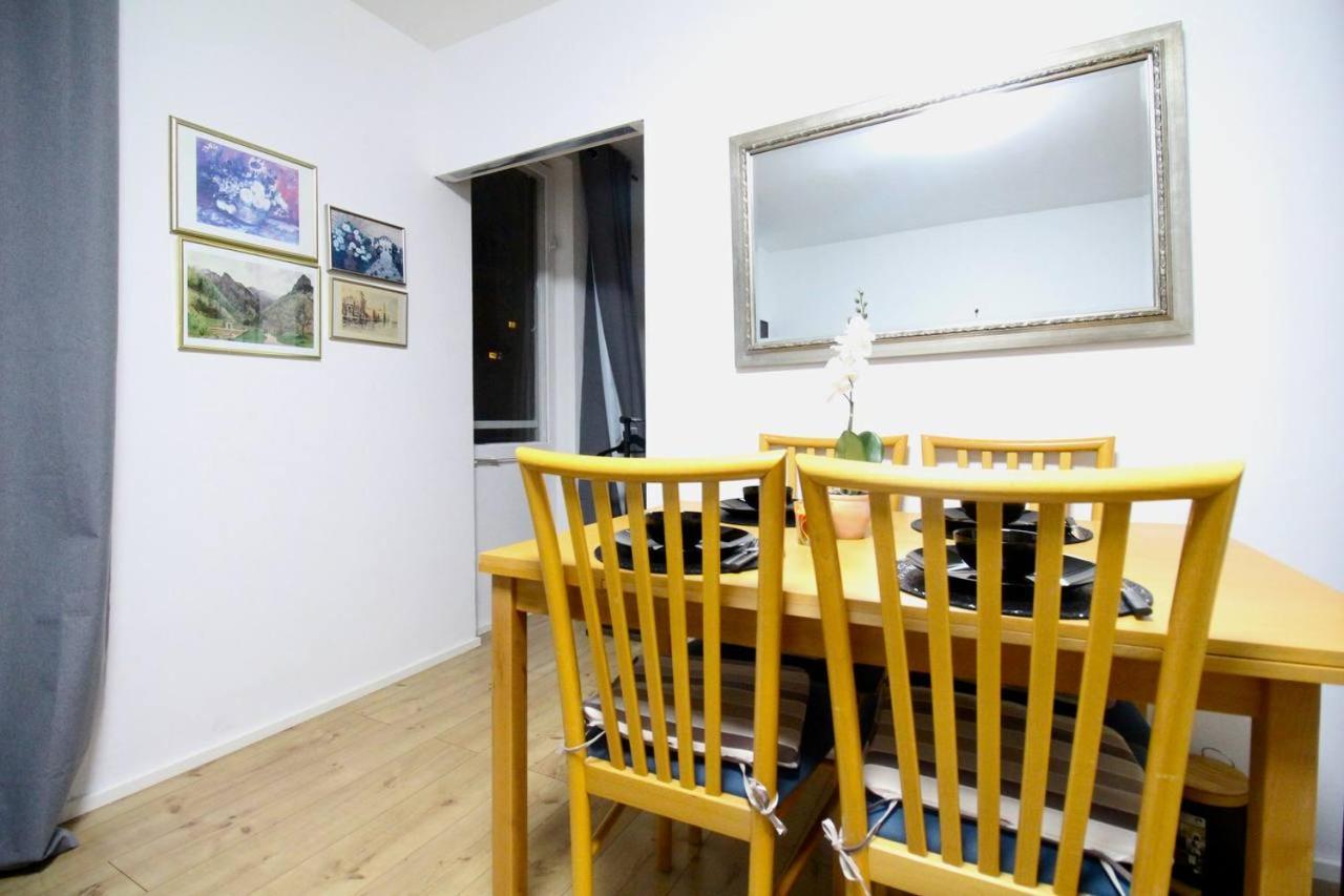 Modern In Millennium Area Apartment Vienna