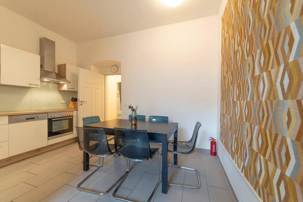 Apartment Spacious Mitten In *