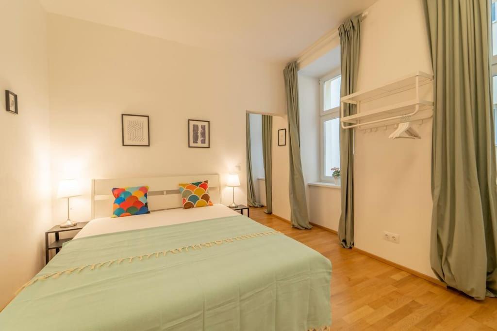 Apartment Spacious Mitten In *