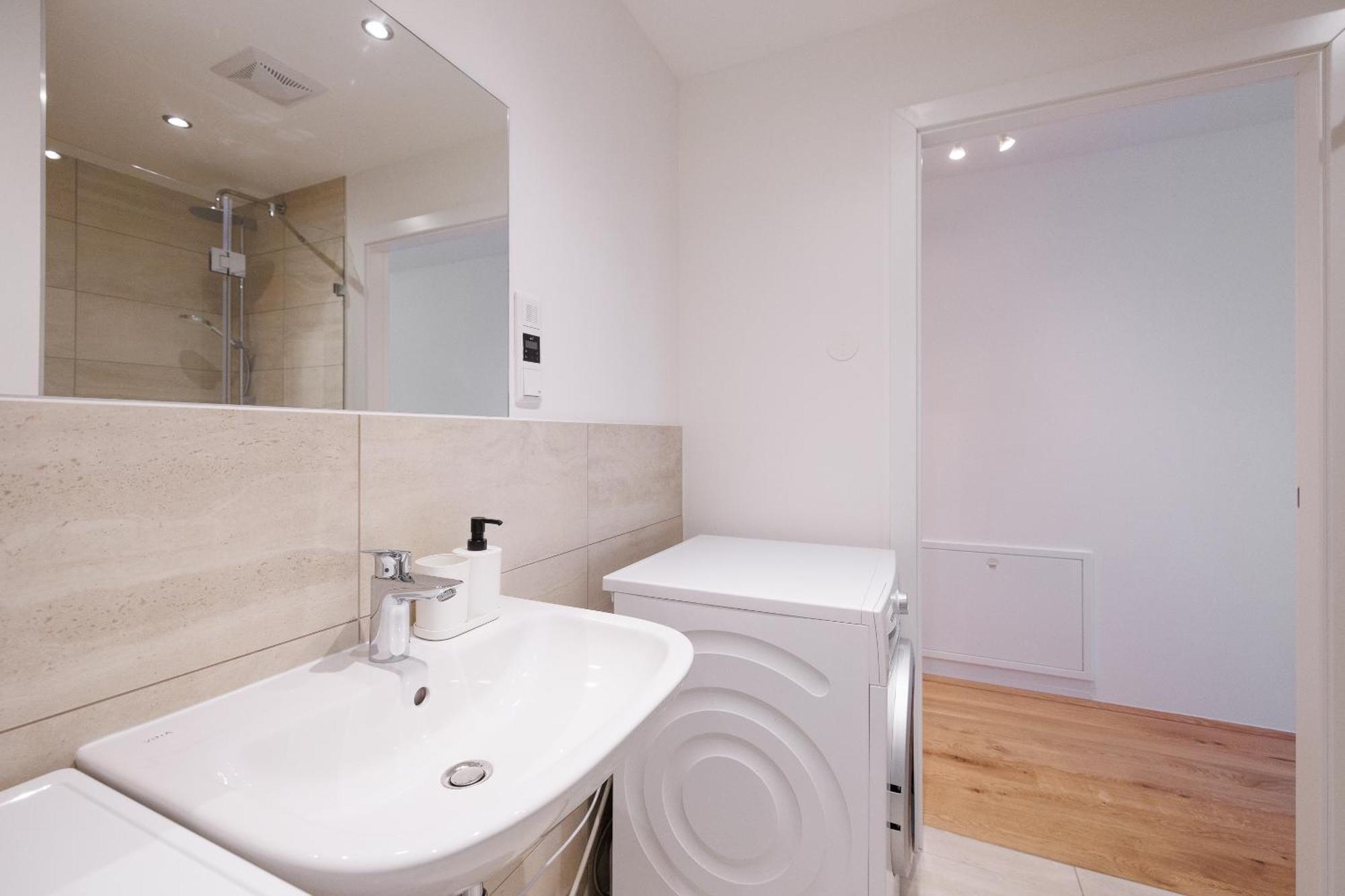 Symphony 40 - Modern Loft With Terrace And Grill In Location Wien