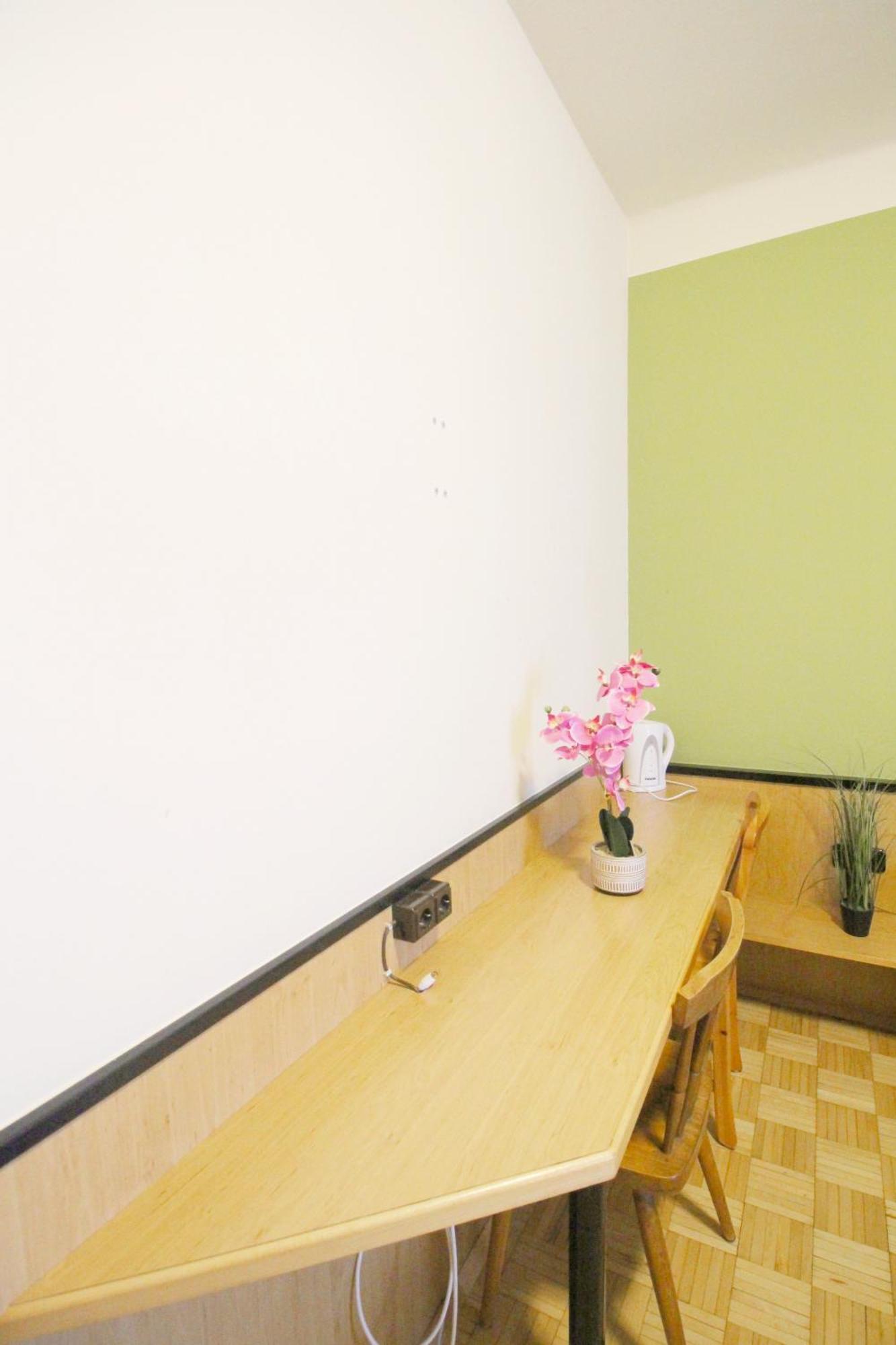 Triple In Hutteldorfer Strasse Area Aparthotel Viena
