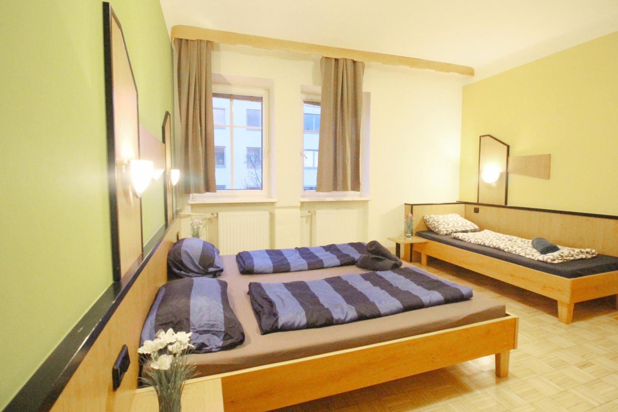 Triple In Hutteldorfer Strasse Area Aparthotel Viena