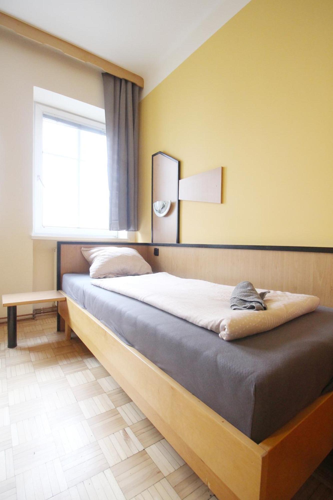 Triple In Hutteldorfer Strasse Area Aparthotel Viena