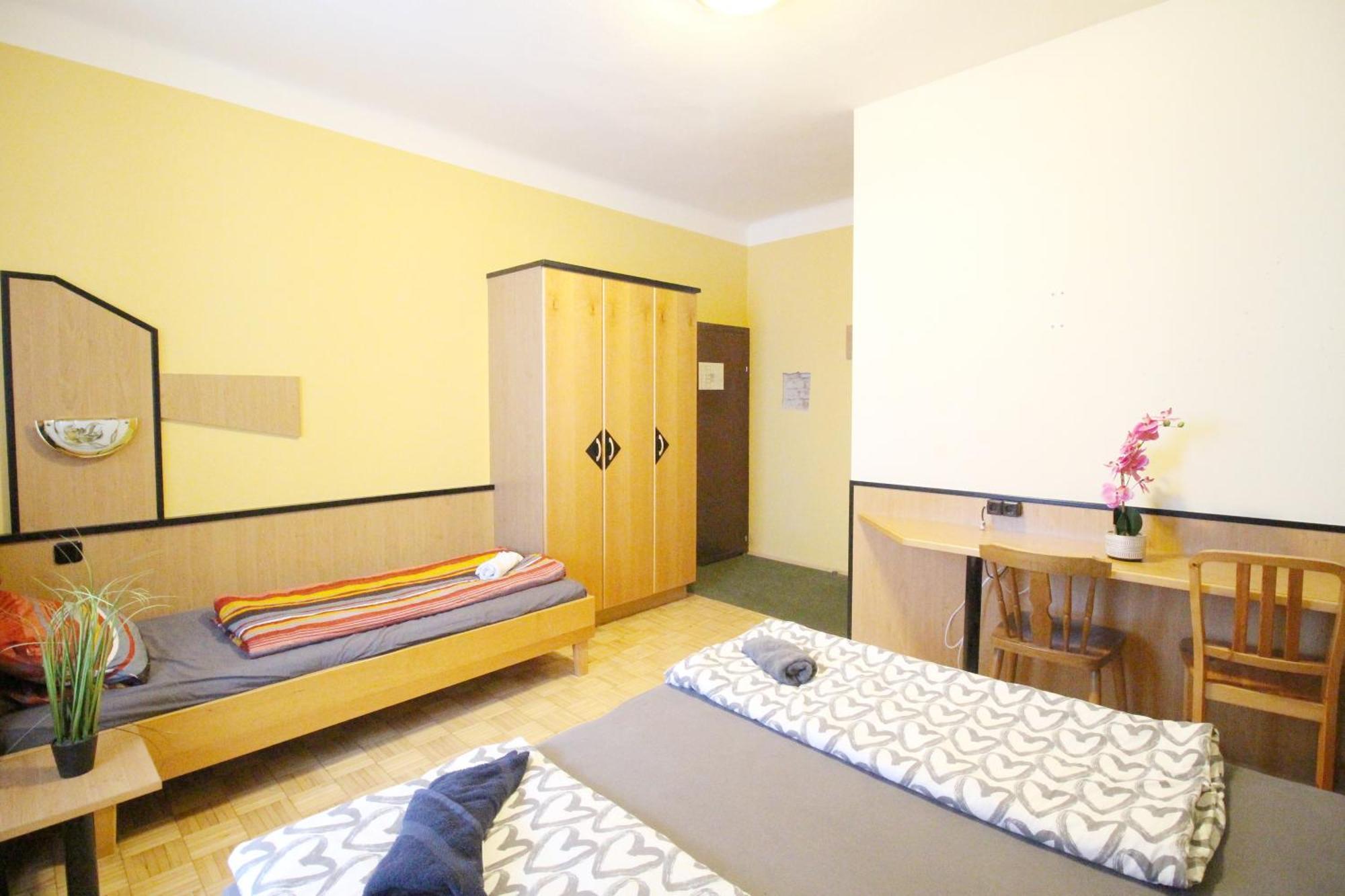 Triple In Hutteldorfer Strasse Area Aparthotel