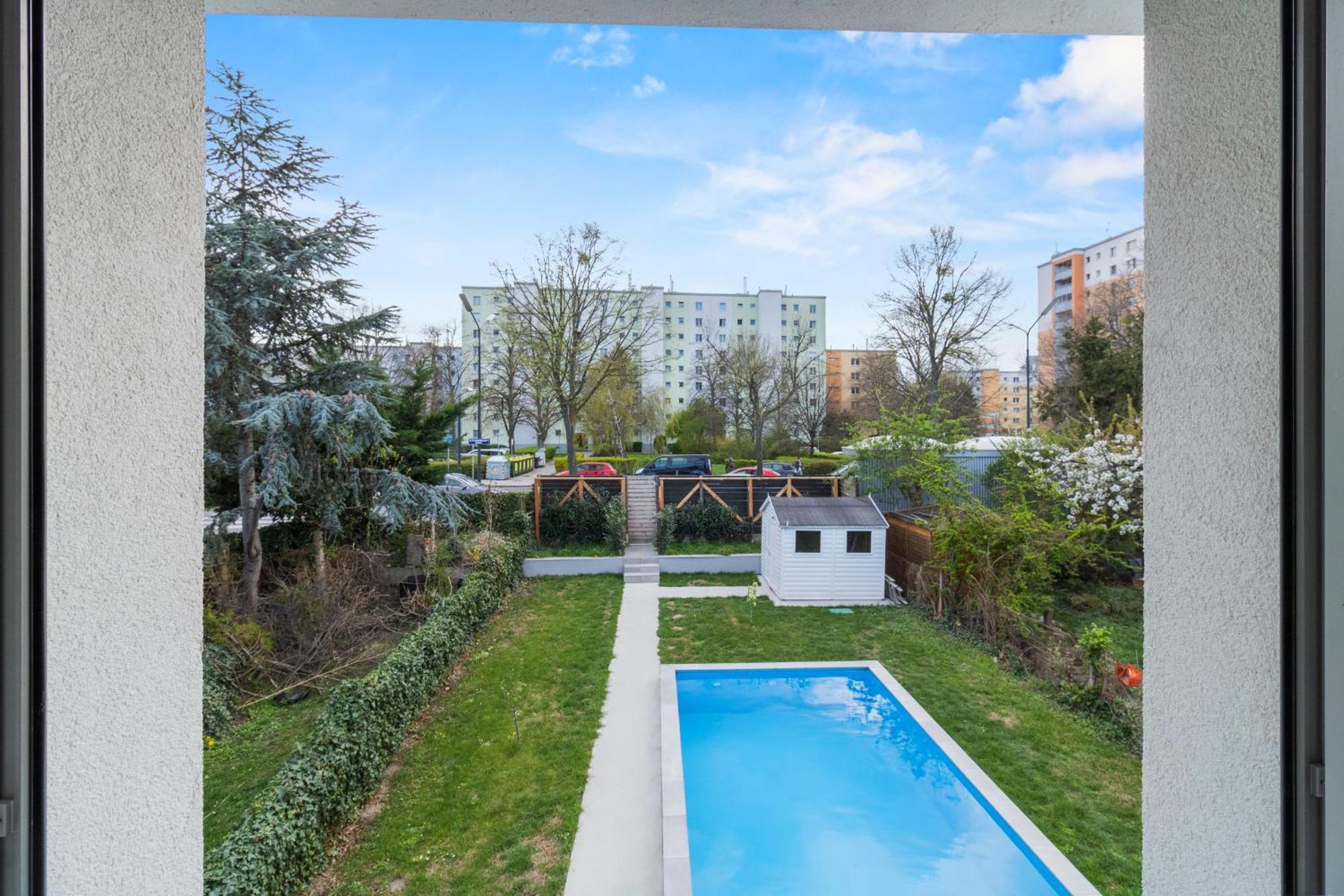 Villa Jaeger Mit Pool In Vienna
