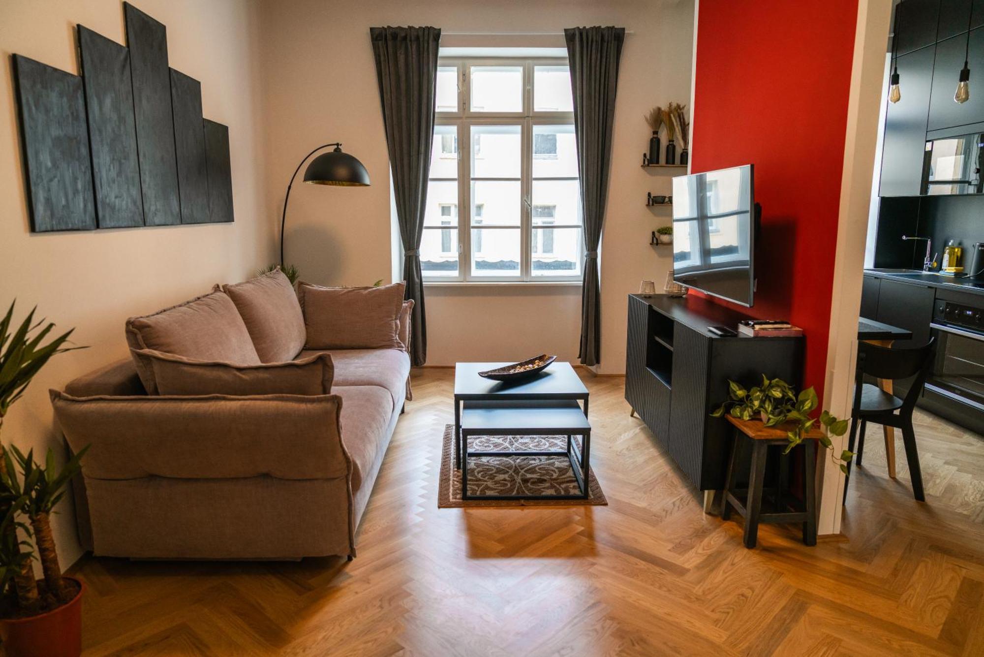 City: Live, Work, Play Apartment *