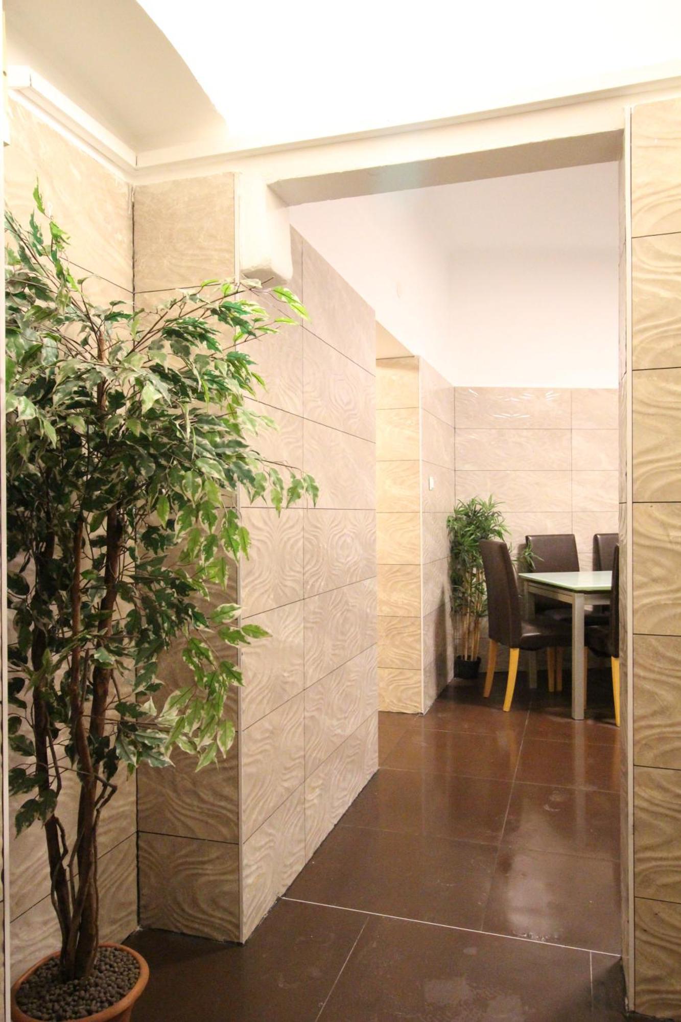 Spacious In Liesing Area Lv6 Apartment *