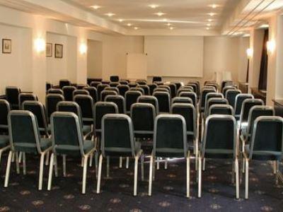 Ambassador Hotel 5*