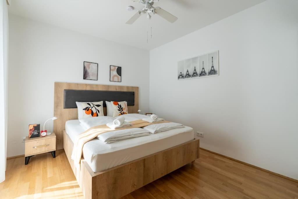 Sunny 1br With Balcony By Hm * Vienna