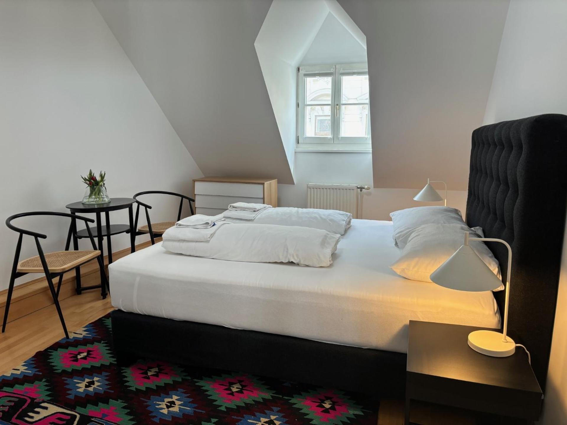 Apartment Grosszuegiges In Historischem Gebaeude *