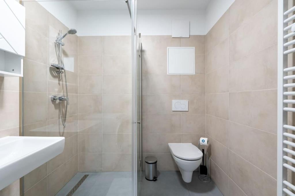 Hm • Modern 1br Apt With Balcony * Vienna