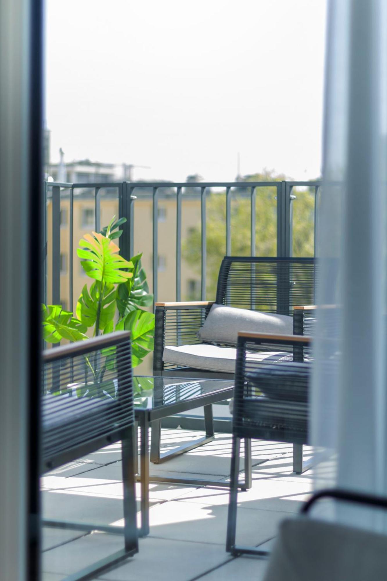 Near Klinik Floridsdorf - 3 Min To Supermarket And Pharmacy - On-Site Parking For 19,90 Eur