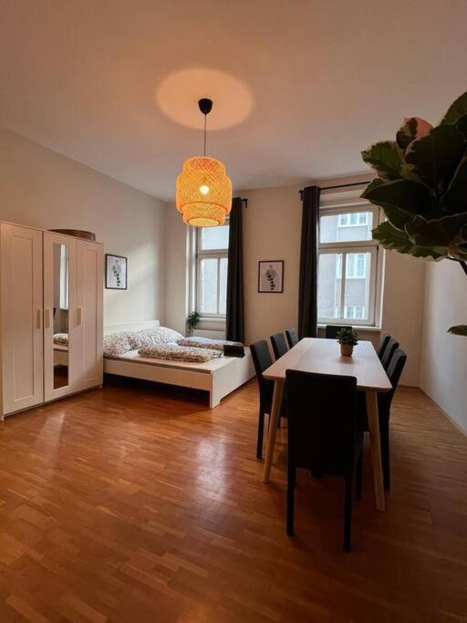 Stylish - Free Parking & Netflix