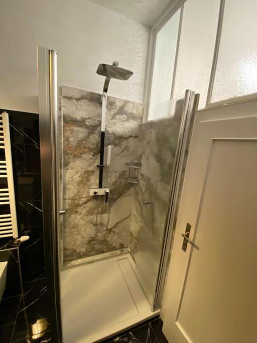 Herrenhaus Hoeniger Flughafen 11min/wienmitte 12min Apartment Vienna