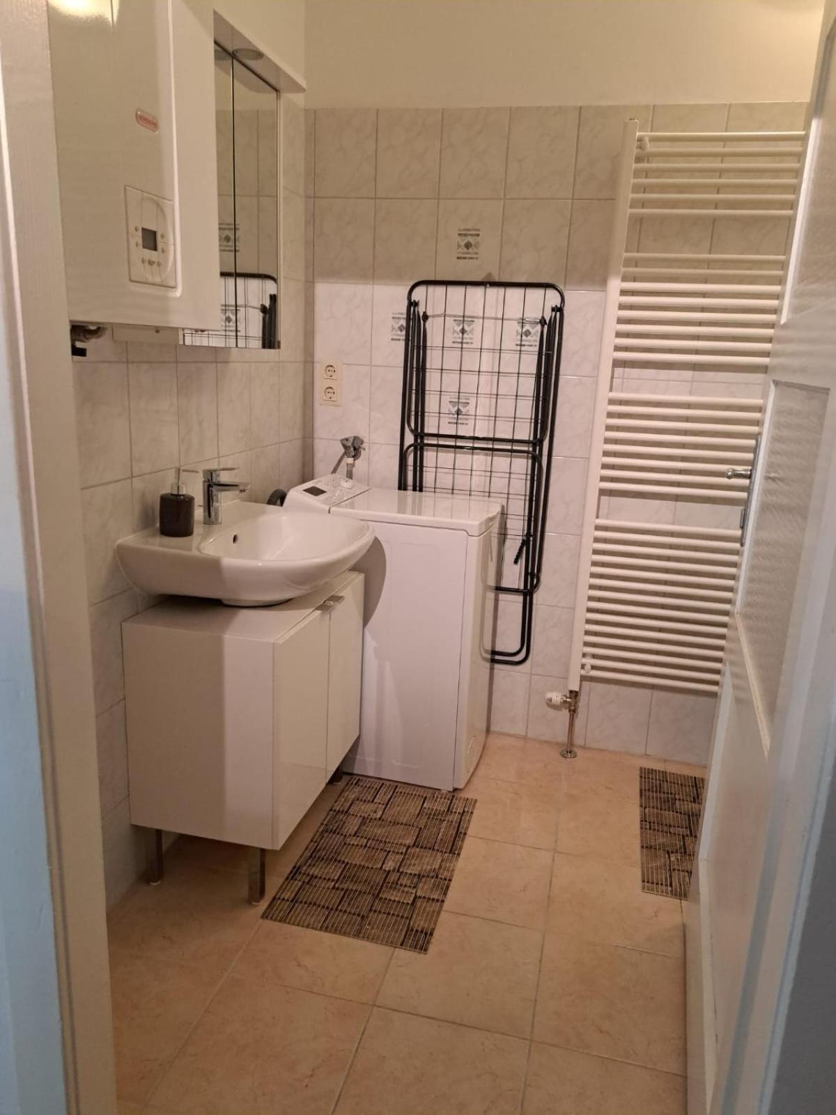 One-bedroom Flat Near Prater And Messe Prater Apartment