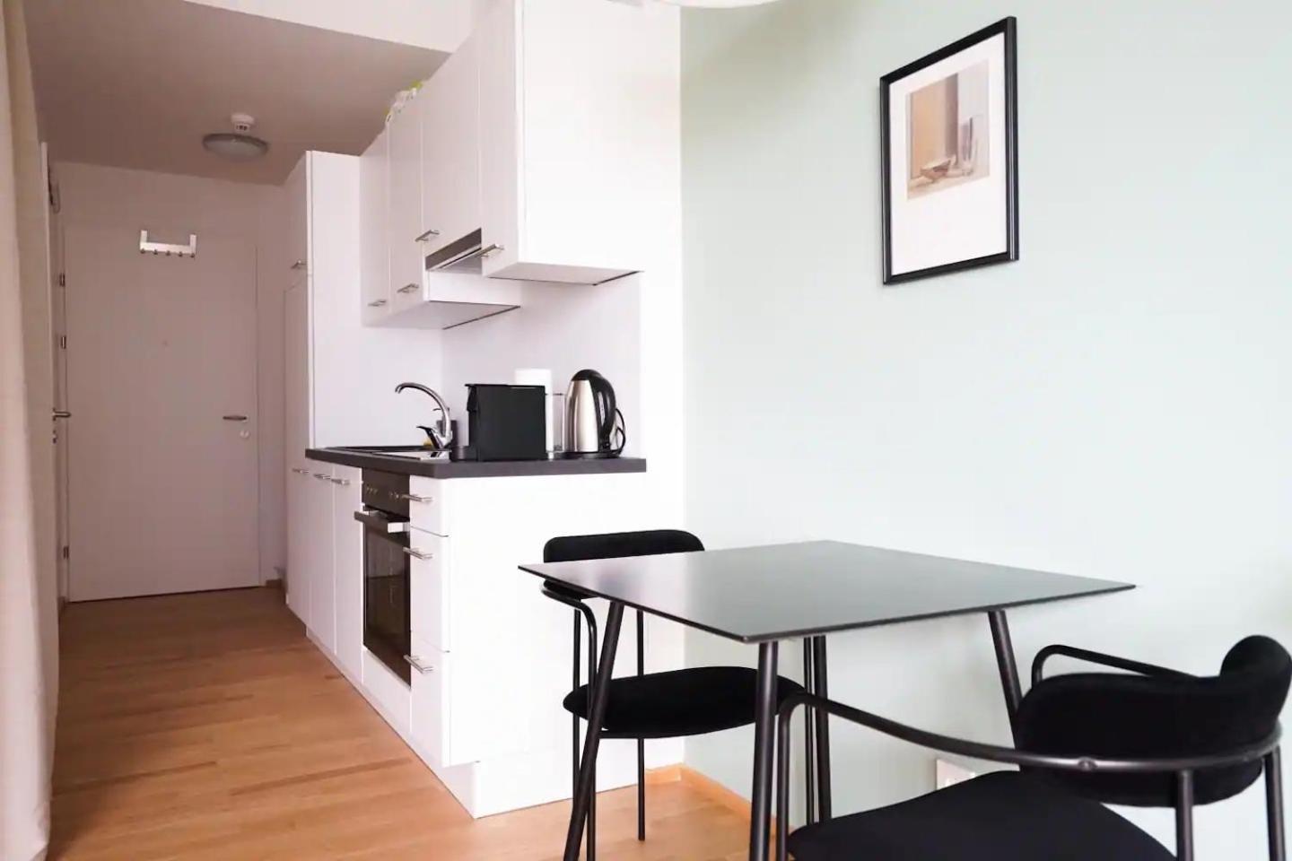 Apartment Exquisite Studio With Rooftop Pool