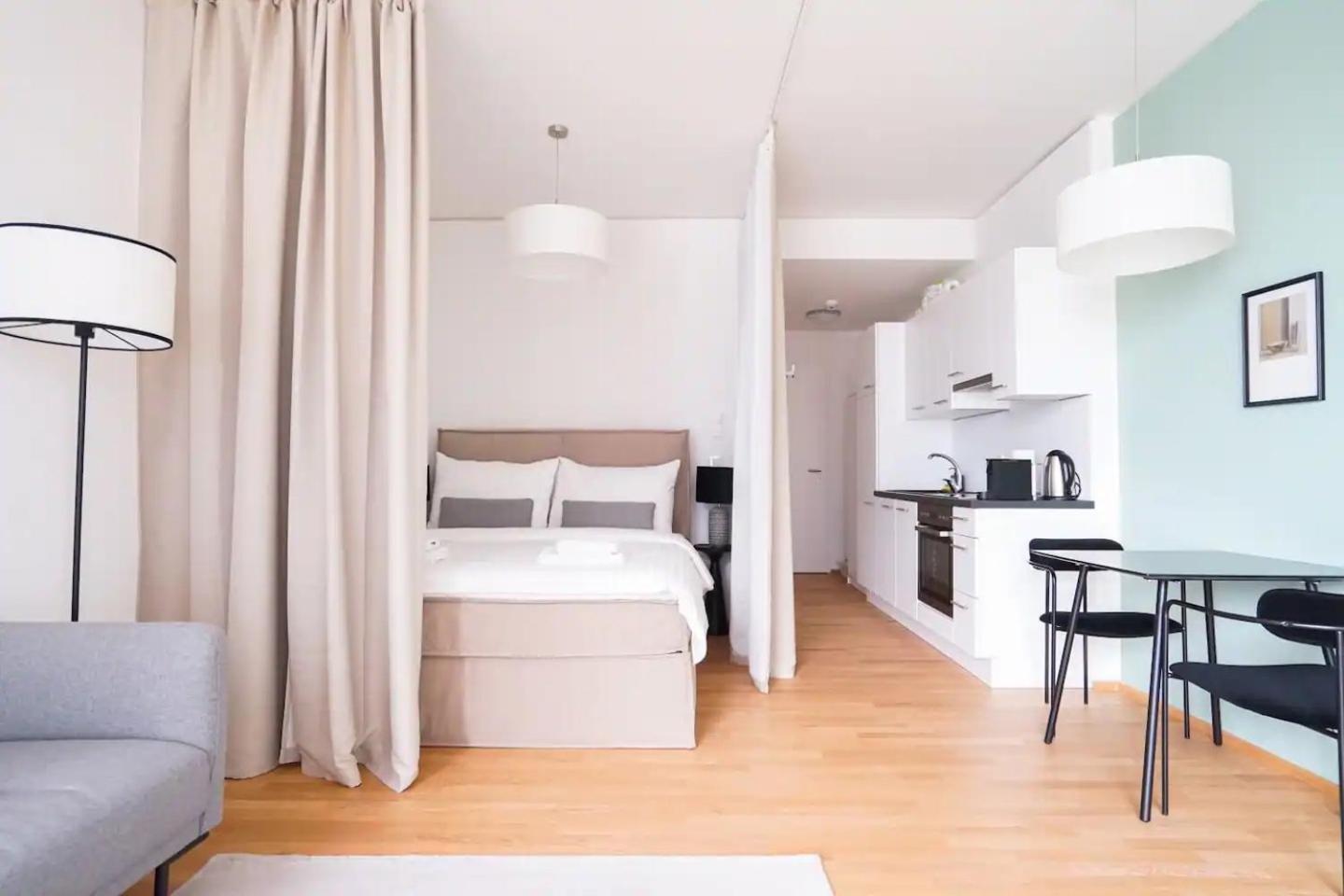 Exquisite Studio With Rooftop Pool