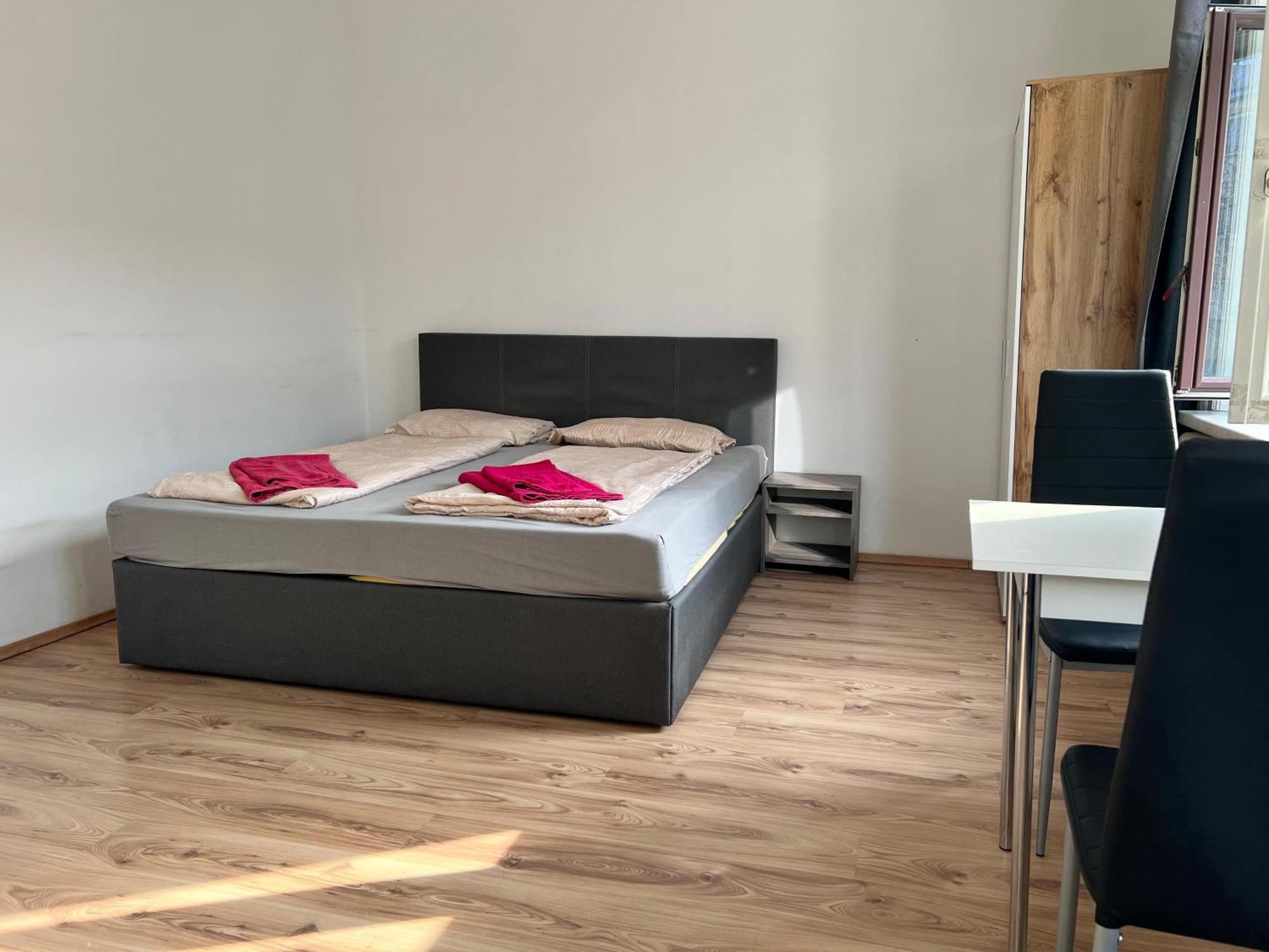 Apartment Cozy 4br Shared Apt.- Near U3/zippererstrasse Vienna