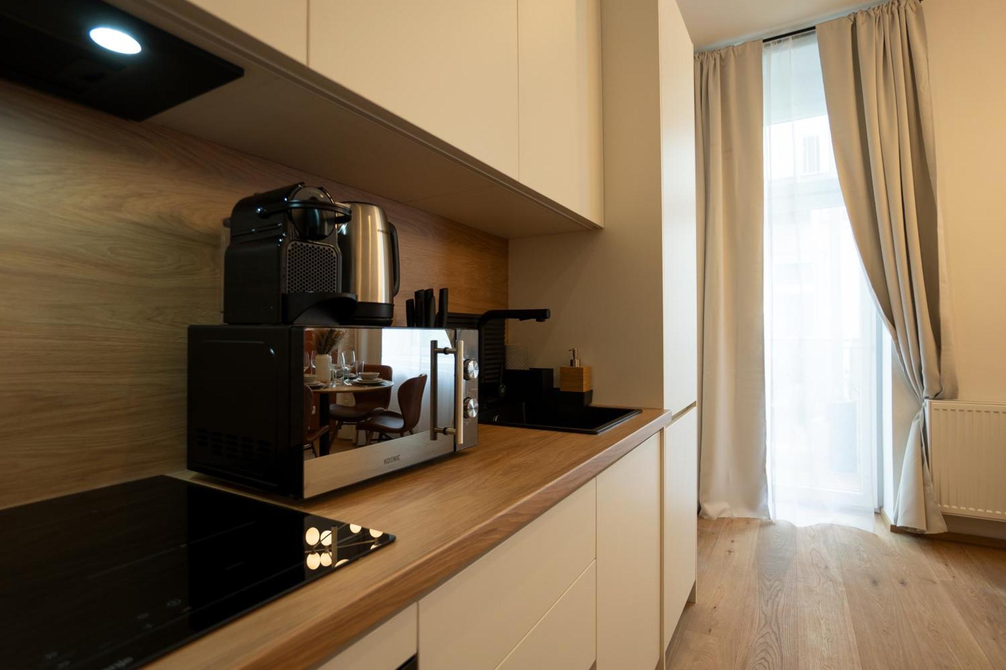 Bright, Modern And Flat With A Terrace Apartment