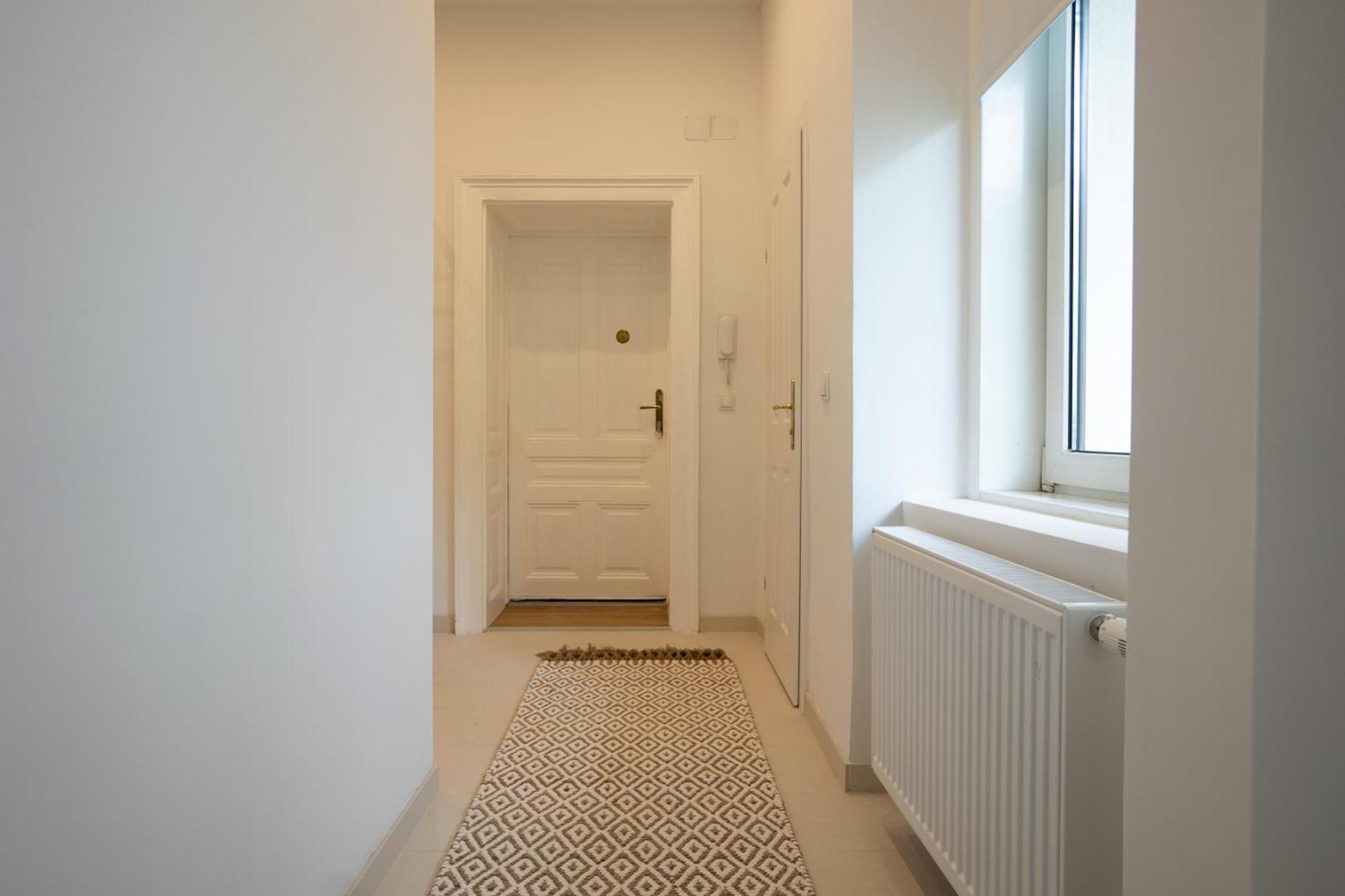 Apartment Bright, Modern And Flat With A Terrace