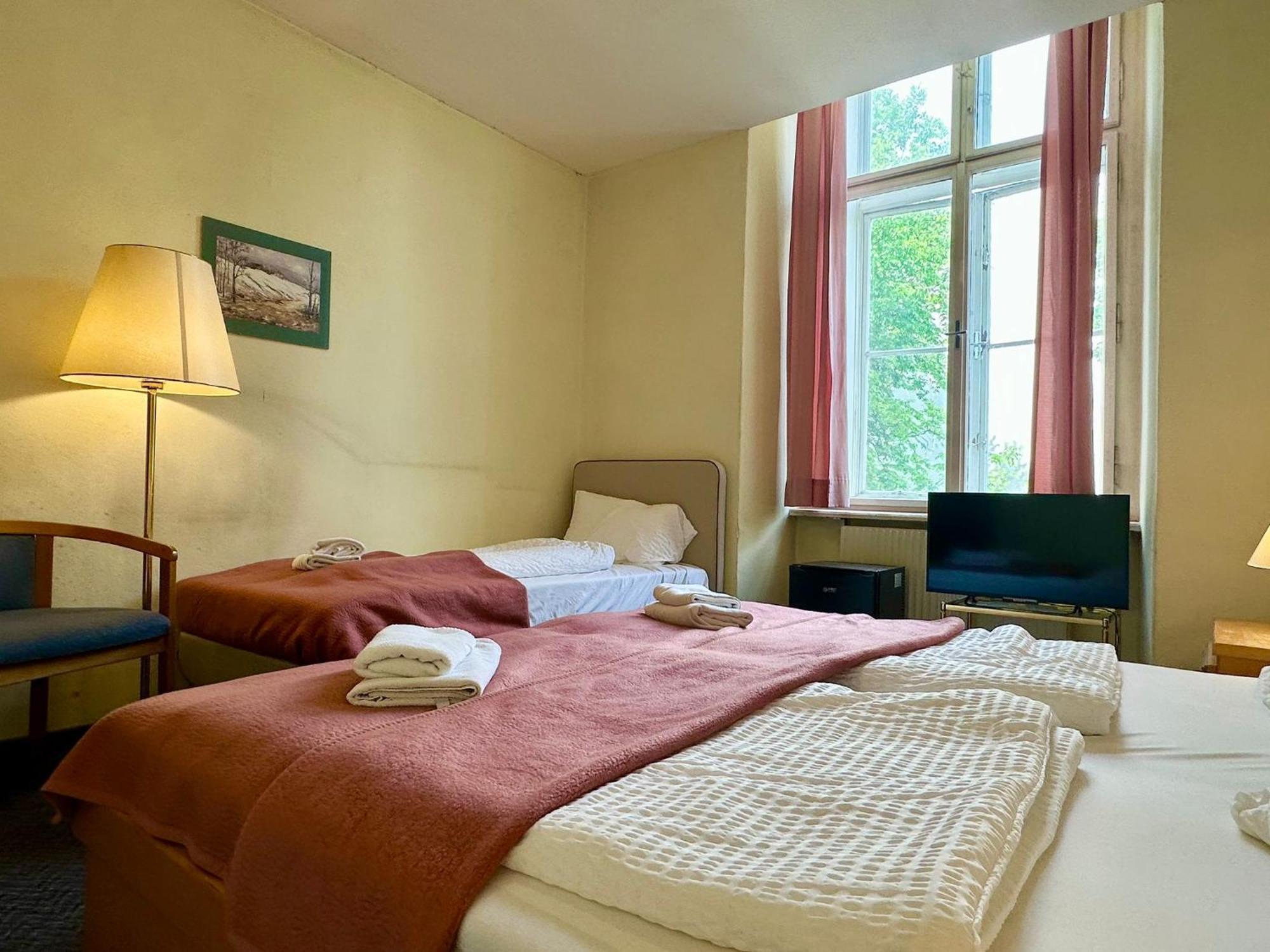 Very Apartments, 5 Min To Center, No Reception Hotel 3*
