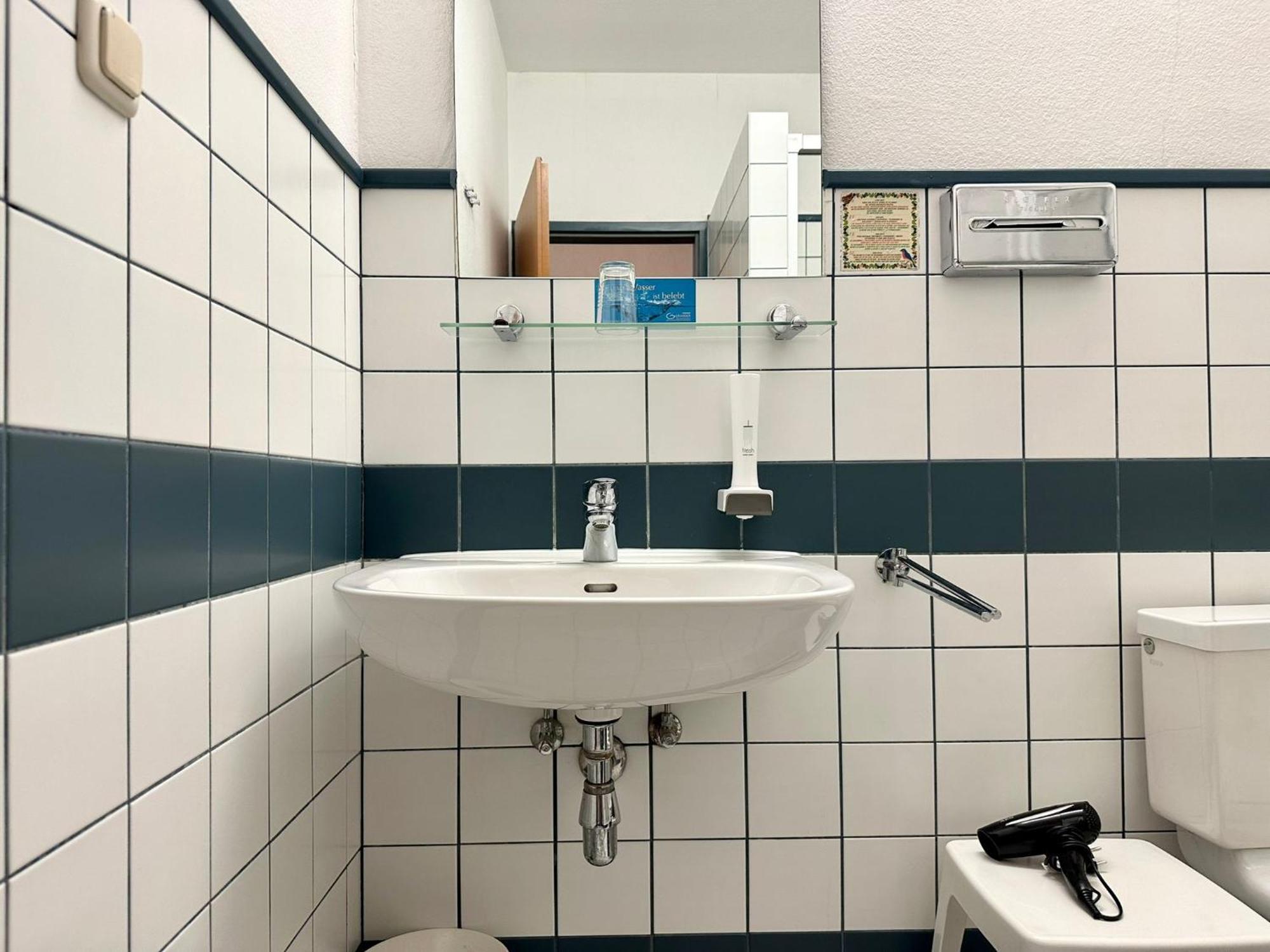 Hotel Very Apartments, 5 Min To Center, No Reception Vienna