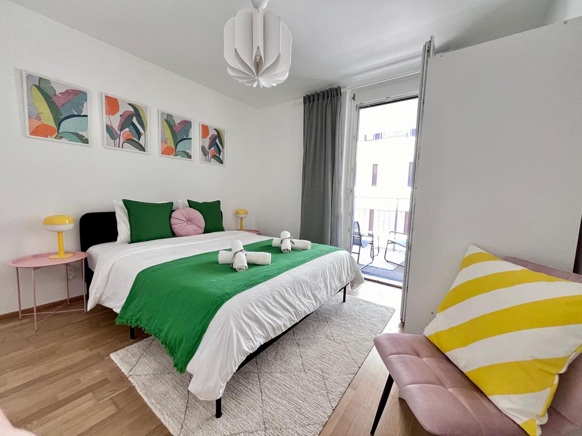 Apartment Funky Near Station Free Parking *