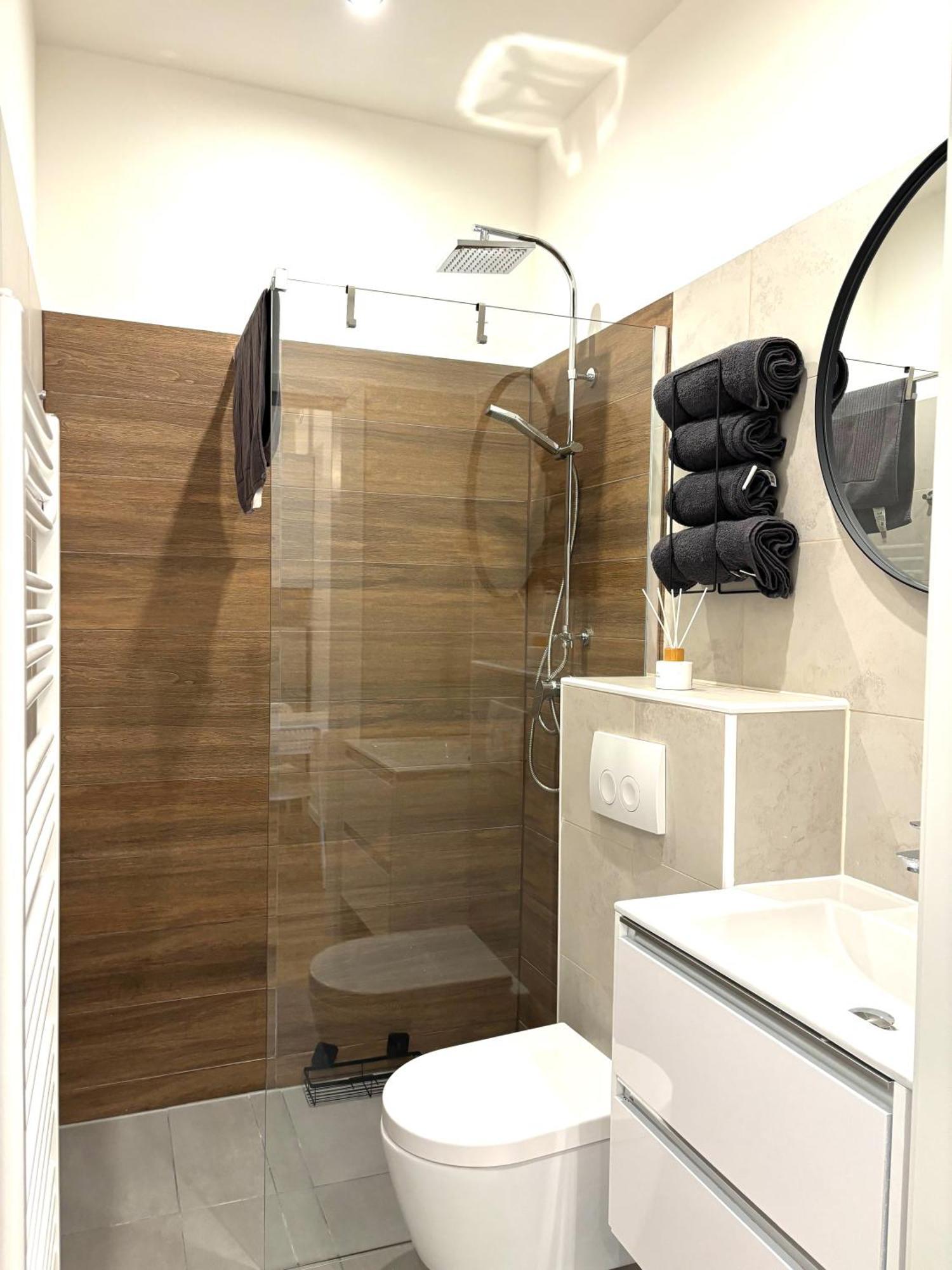 Traumhafte Fuer 2, Walk In Dusche, Extra Kueche, Nespresso, Zentral * Vienna