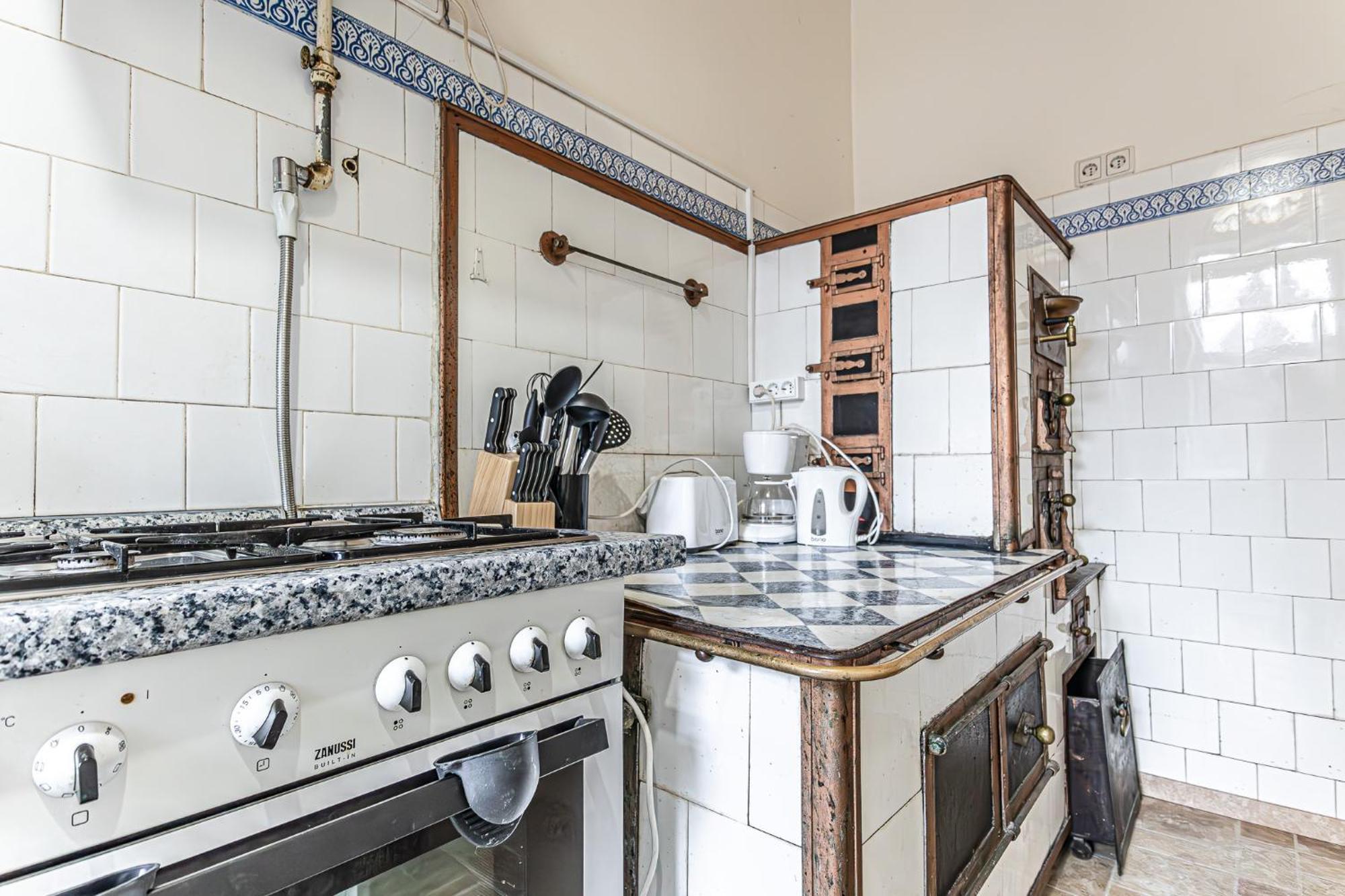 Brilliant 2br Apt. Near Akh-hospital Apartment