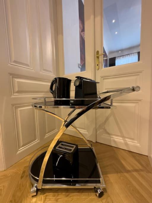 Classy Museumsquartier Apartment Vienna