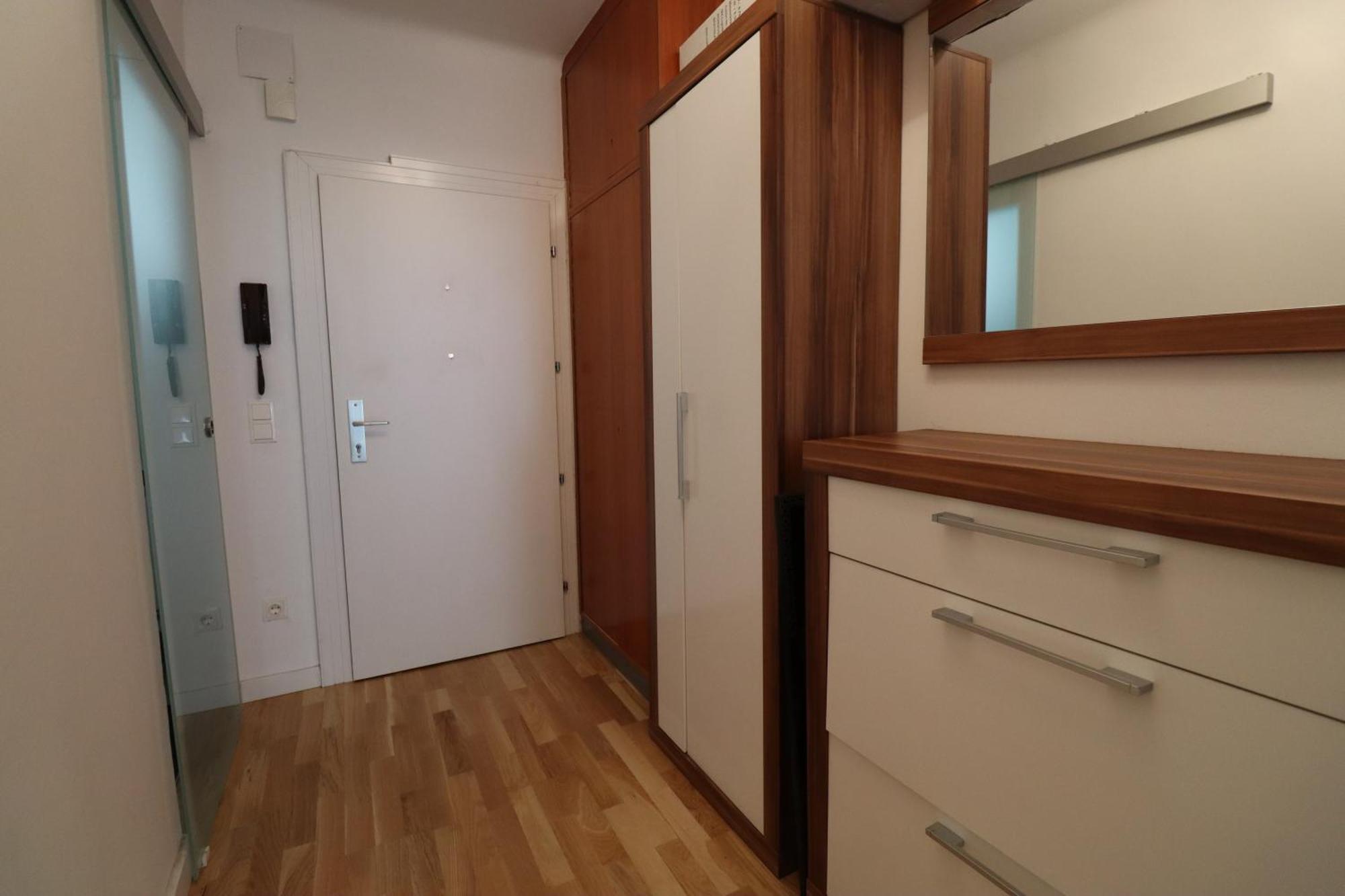 Exclusive Serviced Flat On Taborstrasse Apartment