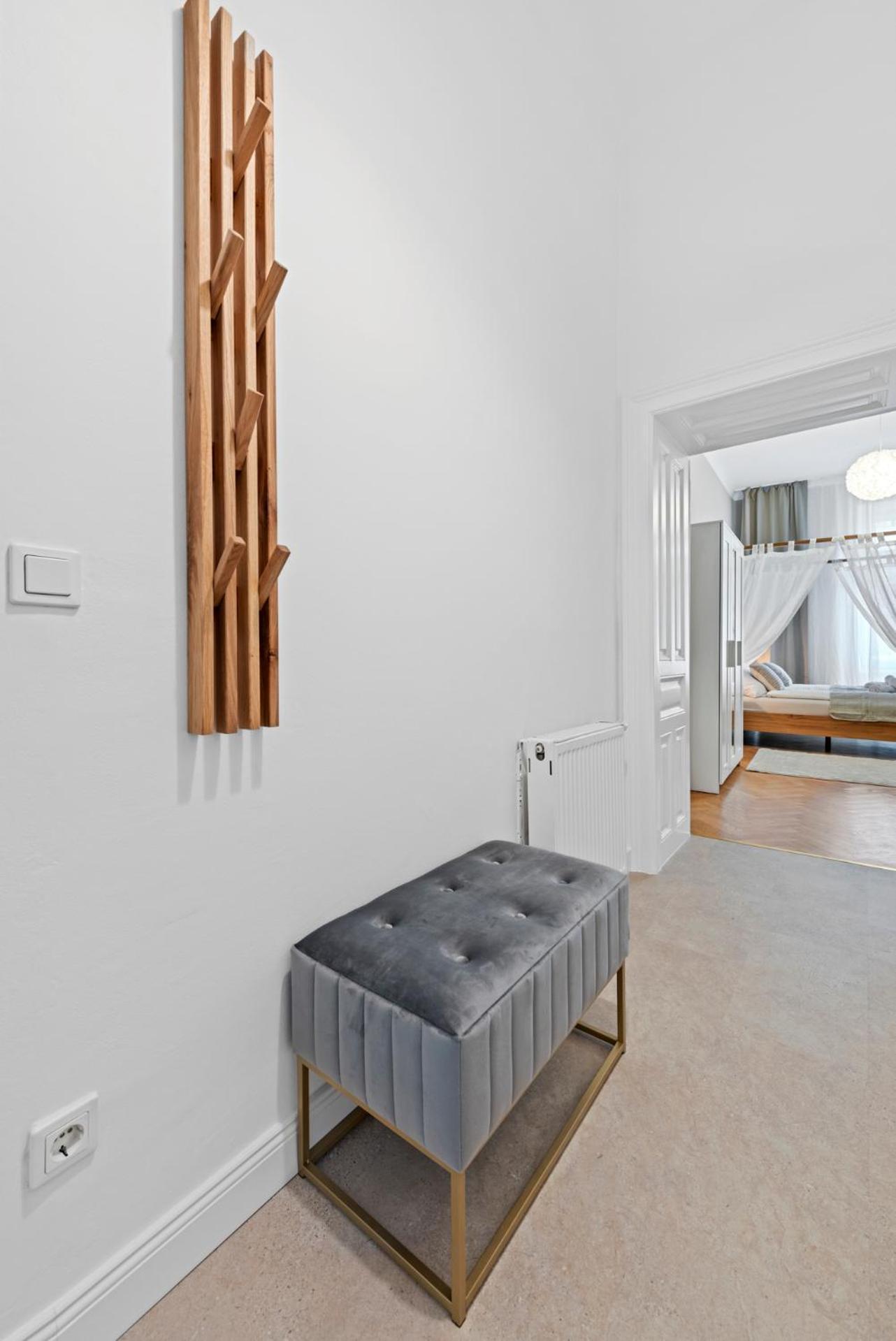 Exclusive 2 Bedroom