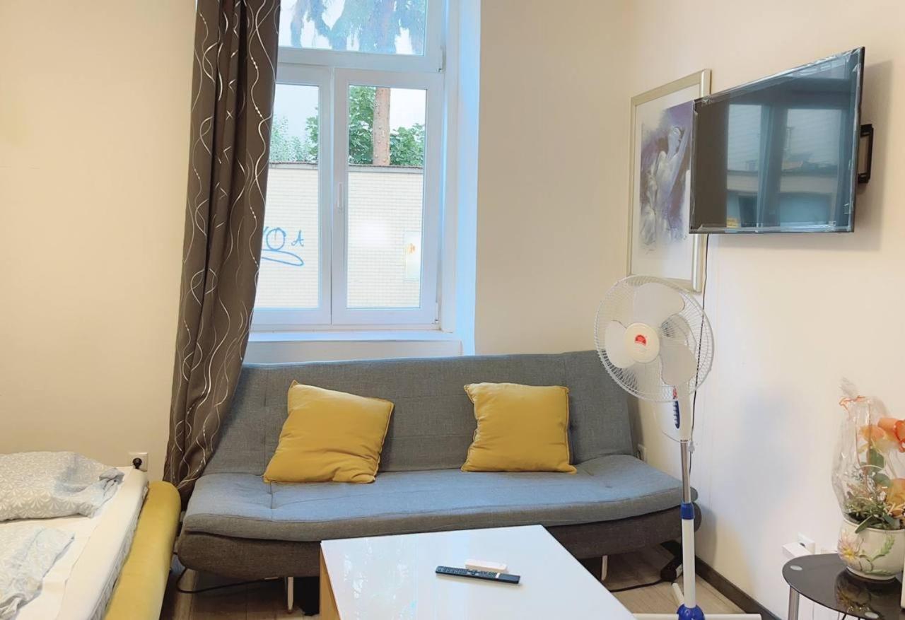Apartment Comfort Studio In City Center Km3
